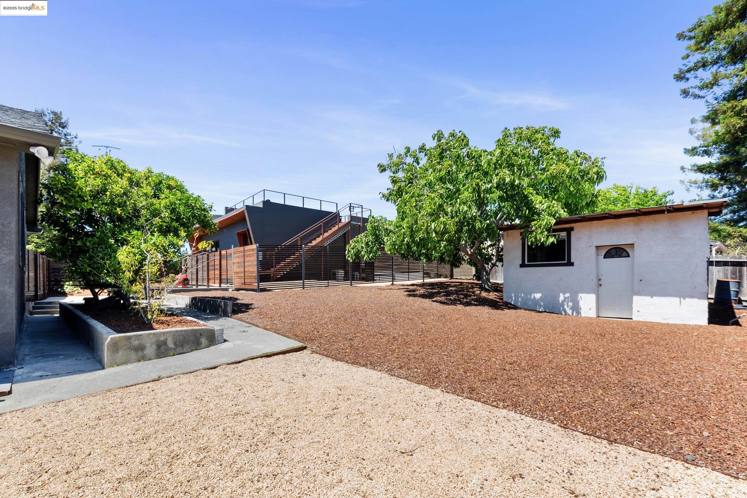 2391 Rancho Rd, El Sobrante, California 94803, 6 Bedrooms Bedrooms, 13 Rooms Rooms,4 BathroomsBathrooms,Residential,For Sale,2391 Rancho Rd,41106177