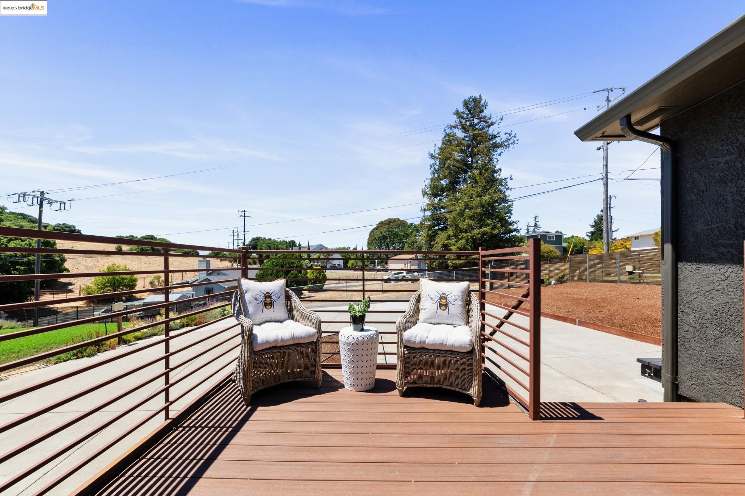 2391 Rancho Rd, El Sobrante, California 94803, 6 Bedrooms Bedrooms, 13 Rooms Rooms,4 BathroomsBathrooms,Residential,For Sale,2391 Rancho Rd,41106177