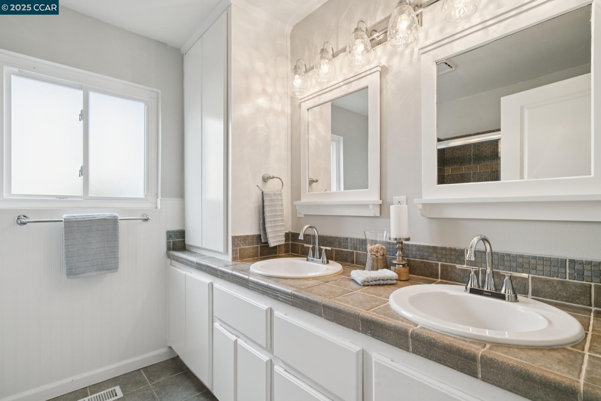 1786 Klier Drive, Concord, California 94518, 4 Bedrooms Bedrooms, 9 Rooms Rooms,2 BathroomsBathrooms,Residential,For Sale,1786 Klier Drive,41106180
