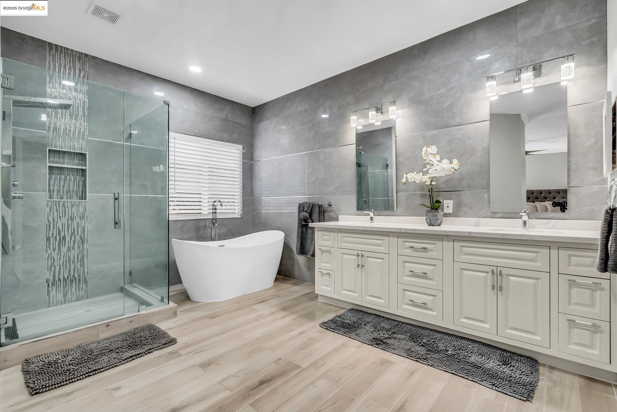 2435 PINEHURST COURT, Discovery Bay, California 94505, 4 Bedrooms Bedrooms, 10 Rooms Rooms,2 BathroomsBathrooms,Residential Lease,For Rent,2435 PINEHURST COURT,41106181
