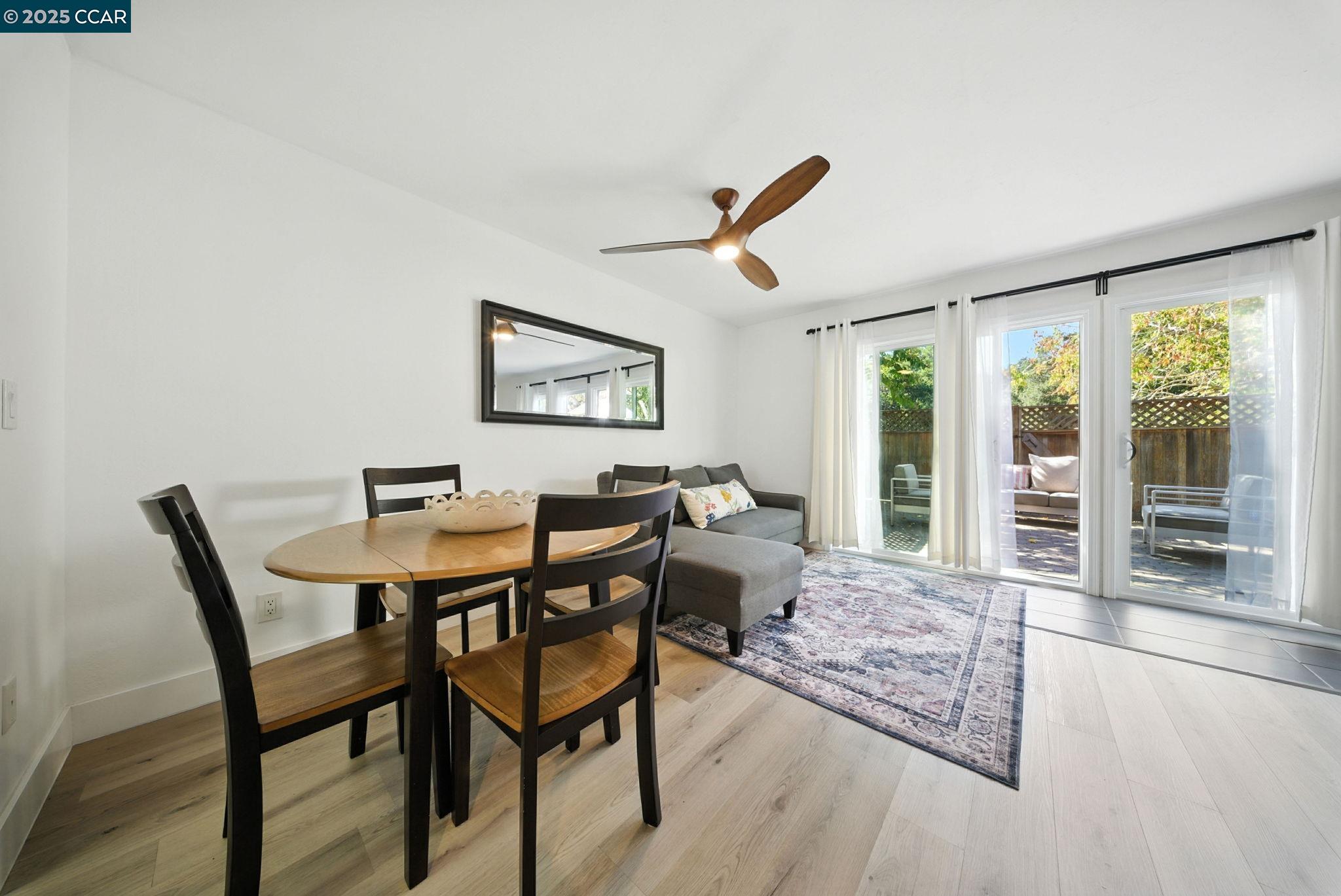 Detail Gallery Image 14 of 32 For 1880 Tesoro Ct, Pinole,  CA 94564 - 3 Beds | 2 Baths