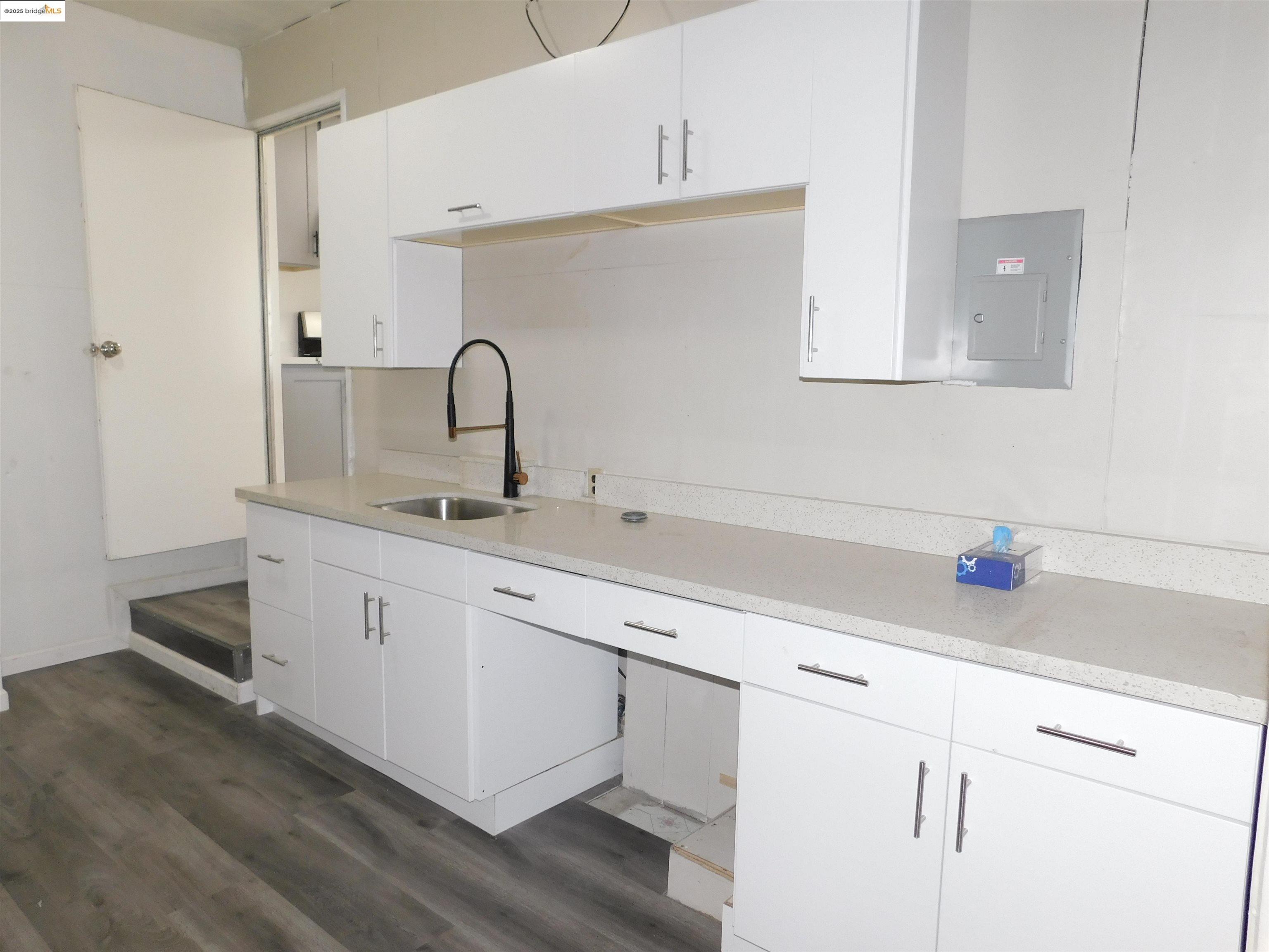3411 Del Monte Way, San Leandro, California 94578, 4 Bedrooms Bedrooms, 7 Rooms Rooms,2 BathroomsBathrooms,Residential,For Sale,3411 Del Monte Way,41106183