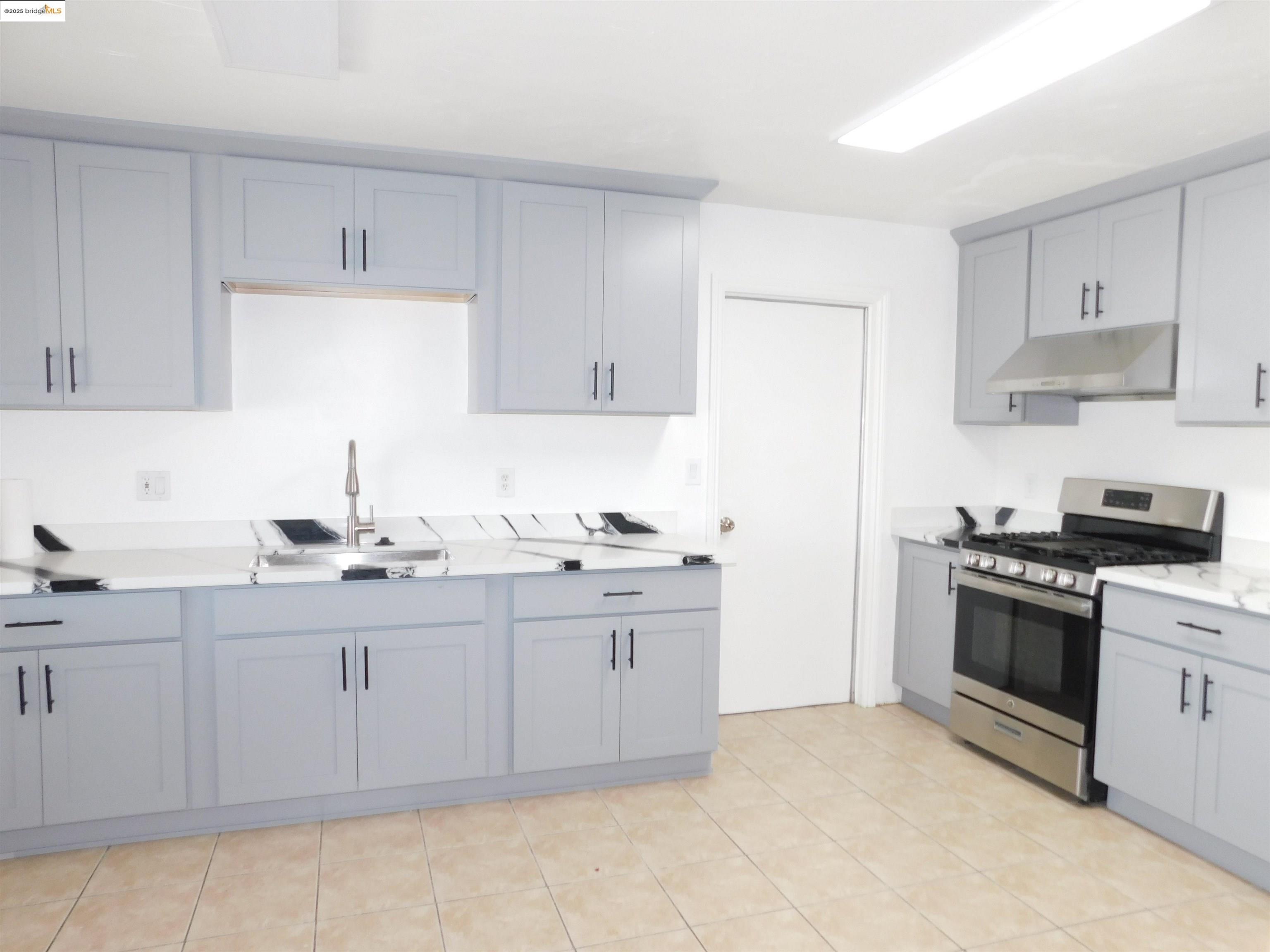 3411 Del Monte Way, San Leandro, California 94578, 4 Bedrooms Bedrooms, 7 Rooms Rooms,2 BathroomsBathrooms,Residential,For Sale,3411 Del Monte Way,41106183
