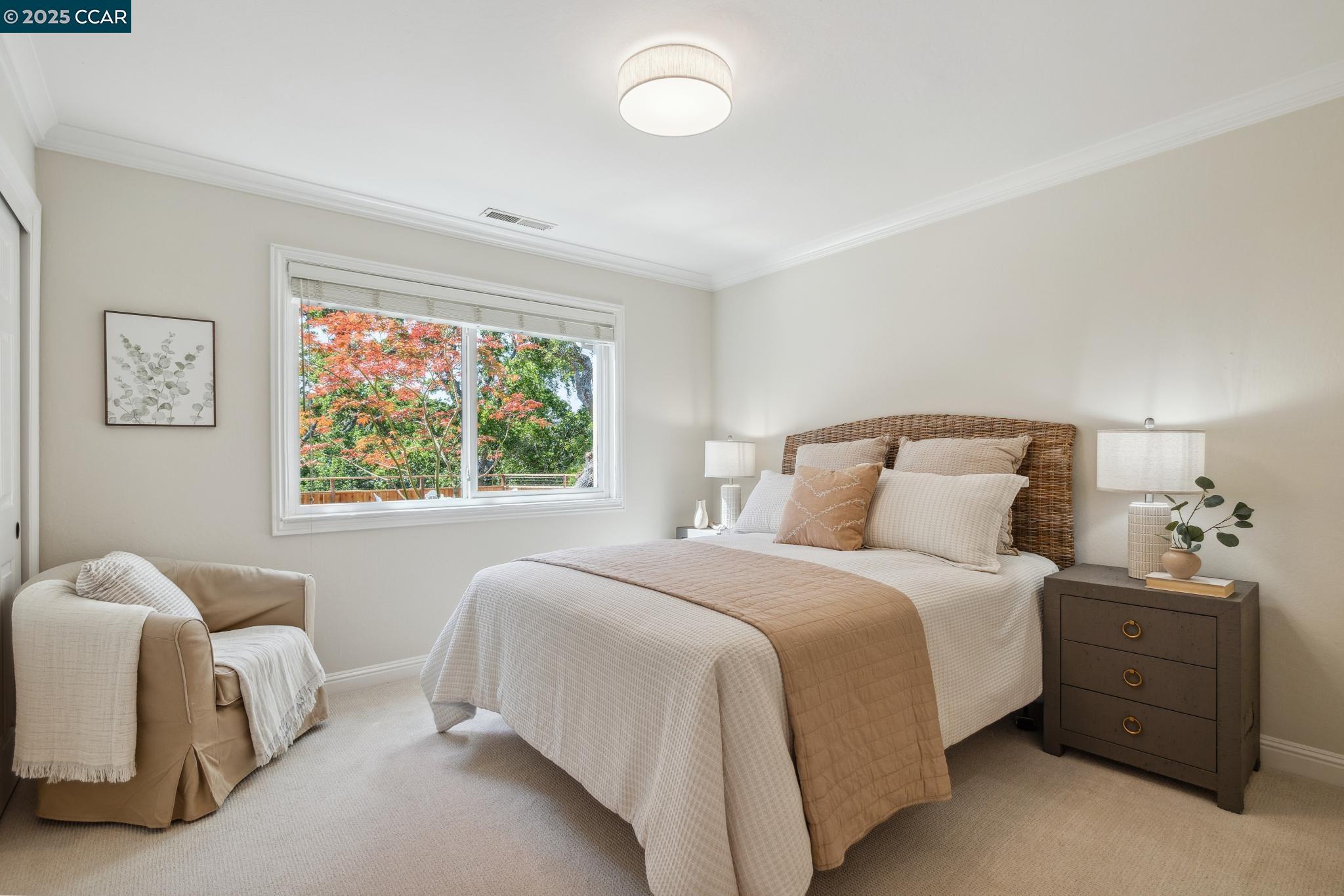 Detail Gallery Image 38 of 56 For 561 Morecroft Road, Lafayette,  CA 94549-5737 - 5 Beds | 4 Baths
