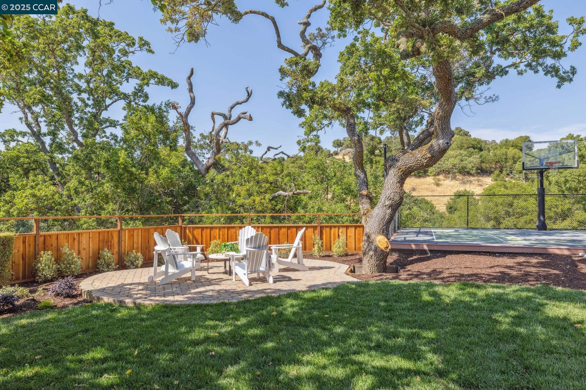 Detail Gallery Image 46 of 56 For 561 Morecroft Road, Lafayette,  CA 94549-5737 - 5 Beds | 4 Baths