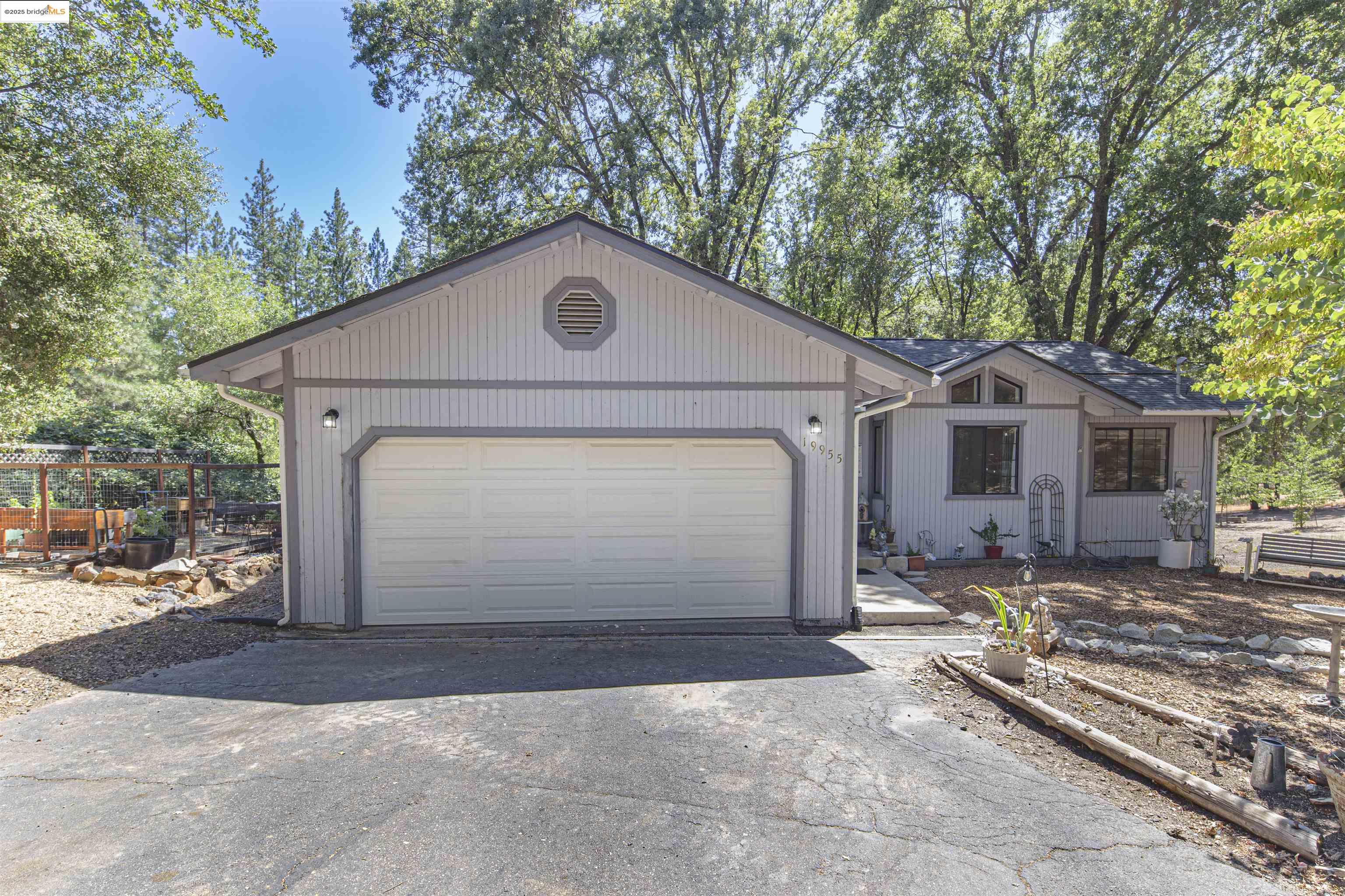 19955 Deerbrush Ct, Groveland, California 95321, 3 Bedrooms Bedrooms, 3 Rooms Rooms,2 BathroomsBathrooms,Residential,For Sale,19955 Deerbrush Ct,41106186