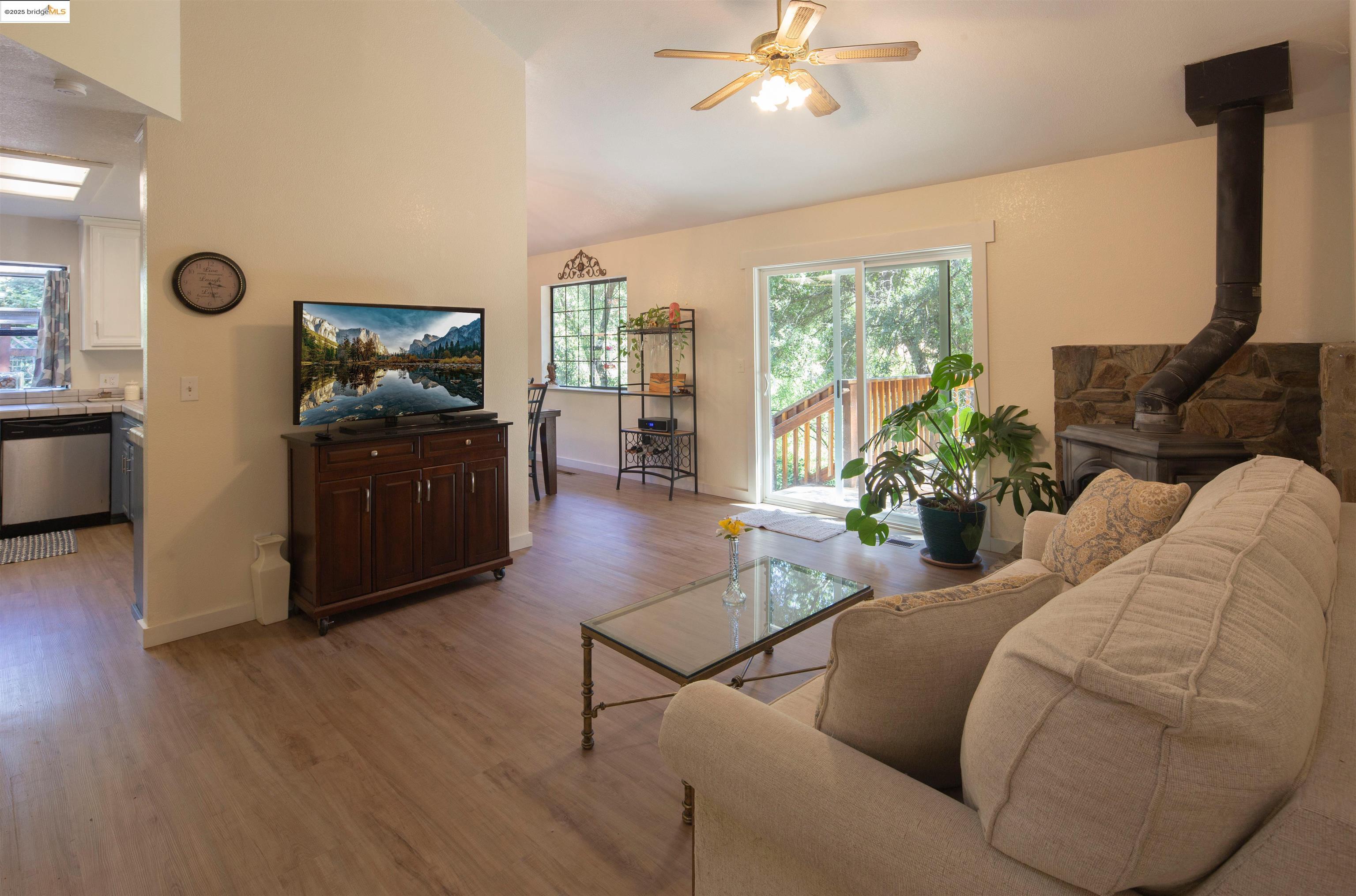 19955 Deerbrush Ct, Groveland, California 95321, 3 Bedrooms Bedrooms, 3 Rooms Rooms,2 BathroomsBathrooms,Residential,For Sale,19955 Deerbrush Ct,41106186