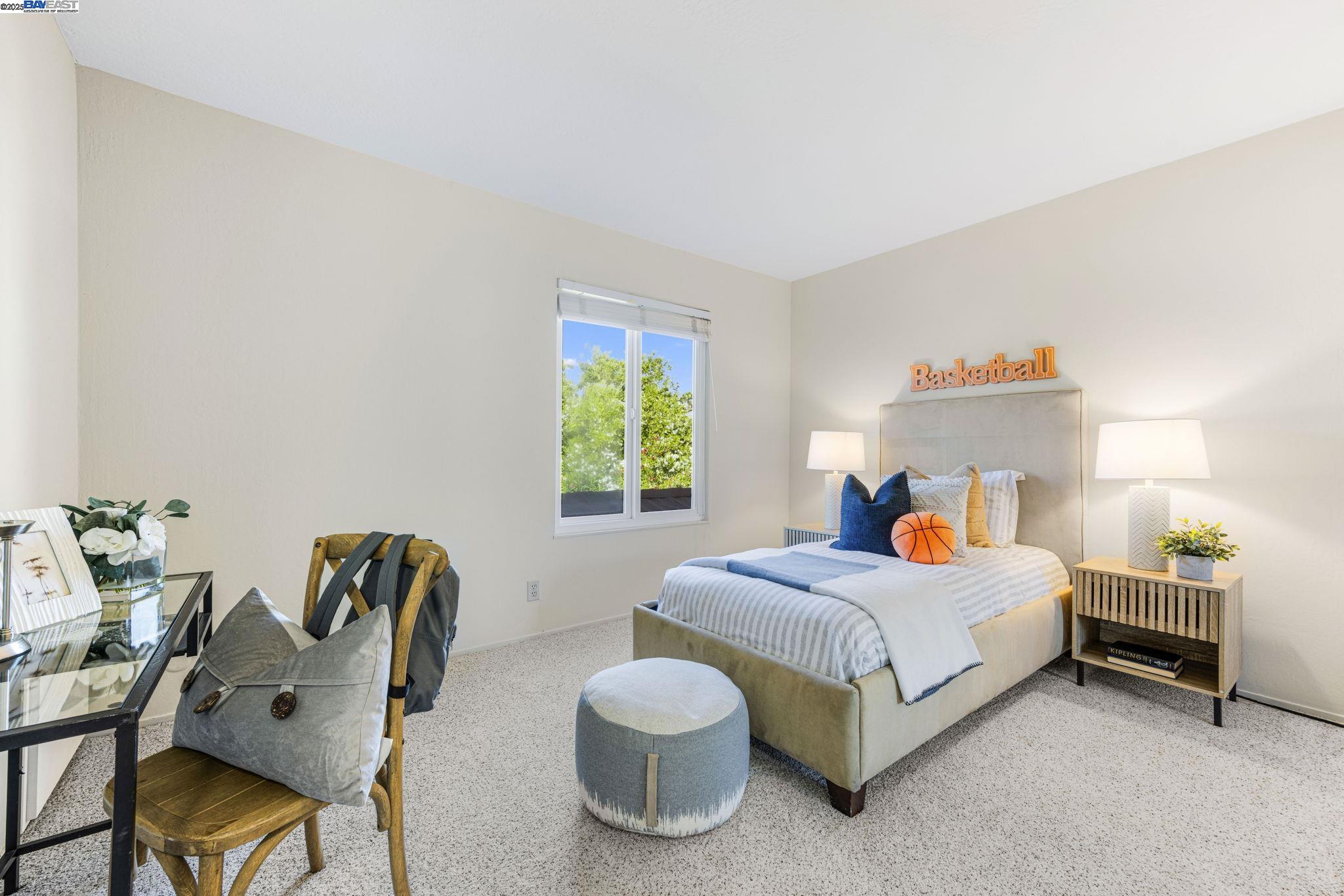 Detail Gallery Image 27 of 37 For 18575 Mesa Verde Way, Castro Valley,  CA 94552 - 4 Beds | 2/1 Baths