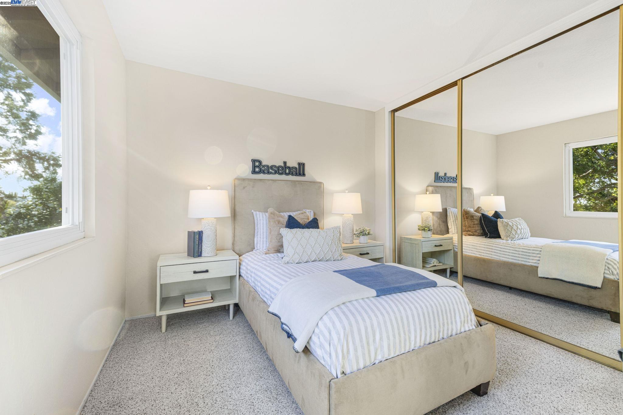 Detail Gallery Image 28 of 37 For 18575 Mesa Verde Way, Castro Valley,  CA 94552 - 4 Beds | 2/1 Baths