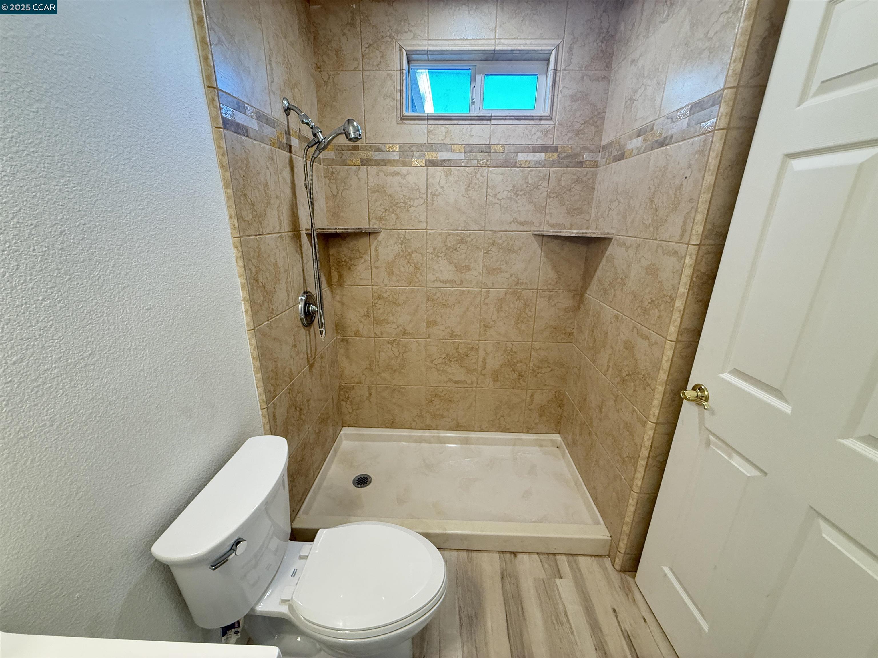 10 Belshaw St, Antioch, California 94509, 4 Bedrooms Bedrooms, 6 Rooms Rooms,3 BathroomsBathrooms,Residential,For Sale,10 Belshaw St,41106188