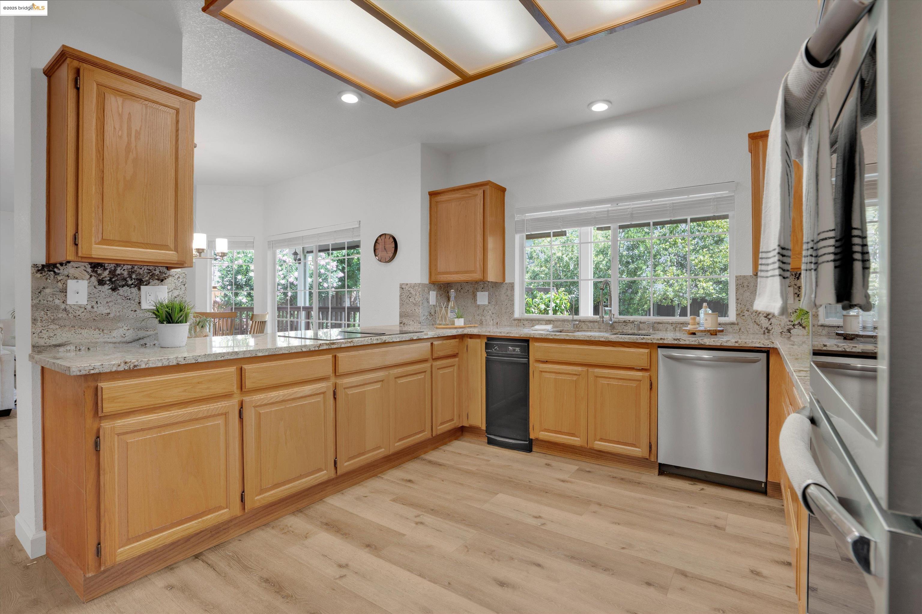 805 Devonshire Loop, Brentwood, California 94513, 4 Bedrooms Bedrooms, 10 Rooms Rooms,3 BathroomsBathrooms,Residential,For Sale,805 Devonshire Loop,41106190