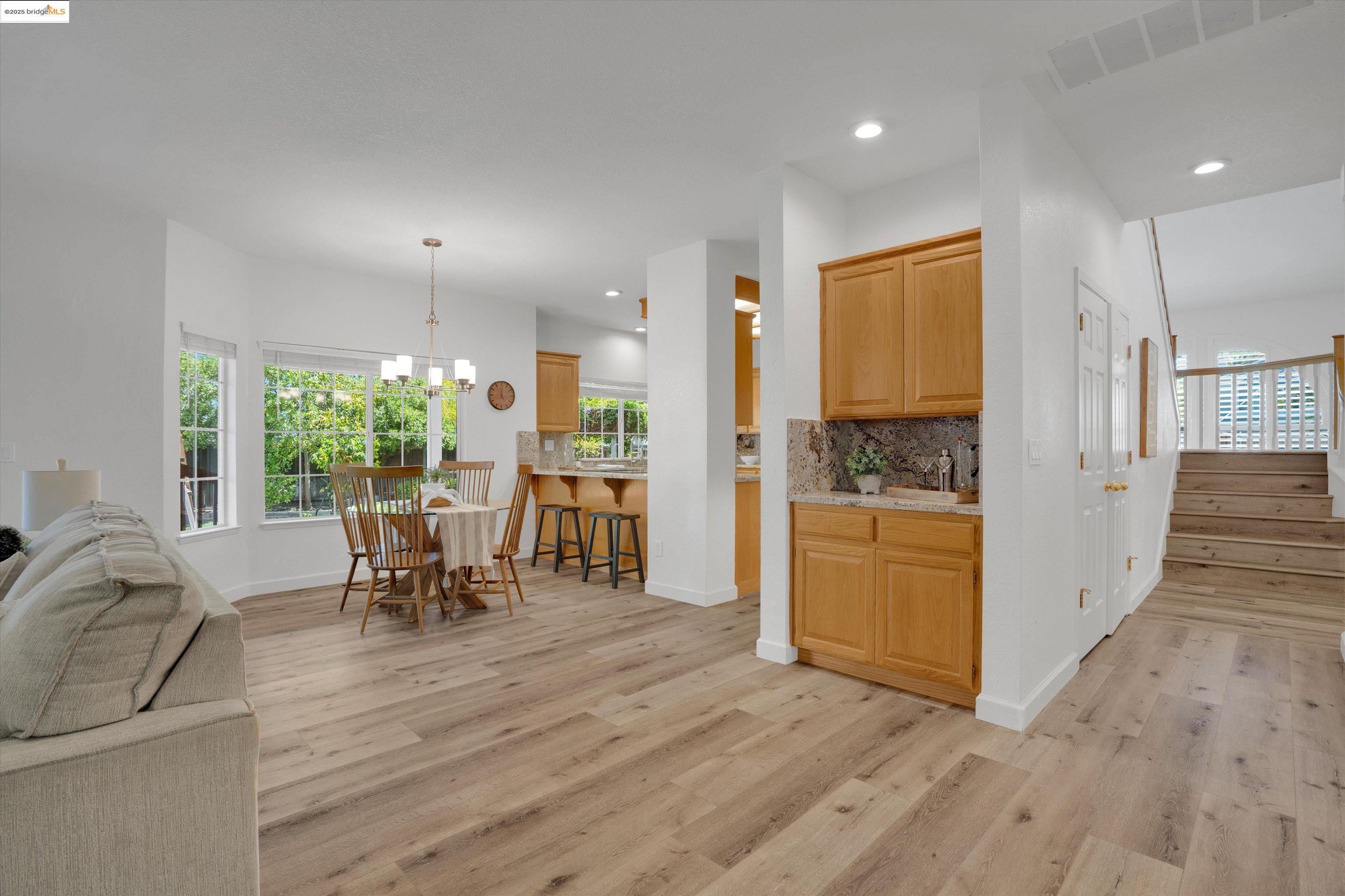 805 Devonshire Loop, Brentwood, California 94513, 4 Bedrooms Bedrooms, 10 Rooms Rooms,3 BathroomsBathrooms,Residential,For Sale,805 Devonshire Loop,41106190