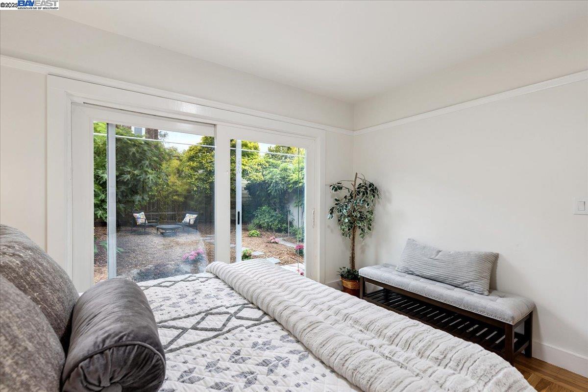 194 John St, Oakland, California 94611, 2 Bedrooms Bedrooms, 5 Rooms Rooms,1 BathroomBathrooms,Residential,For Sale,194 John St,41106192