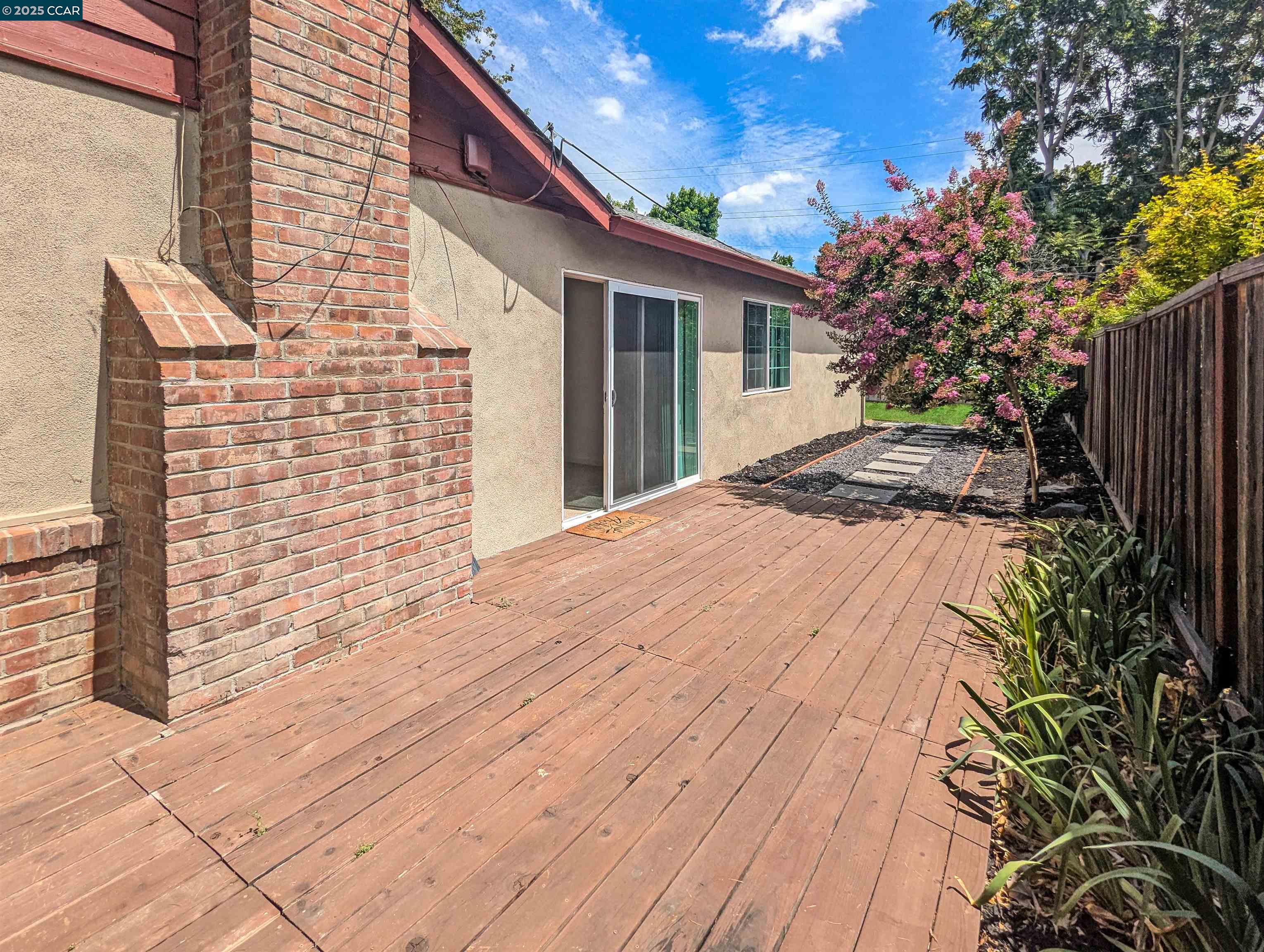 1906 Coastland Ave, San Jose, California 95125, 3 Bedrooms Bedrooms, 6 Rooms Rooms,2 BathroomsBathrooms,Residential Lease,For Rent,1906 Coastland Ave,41106195
