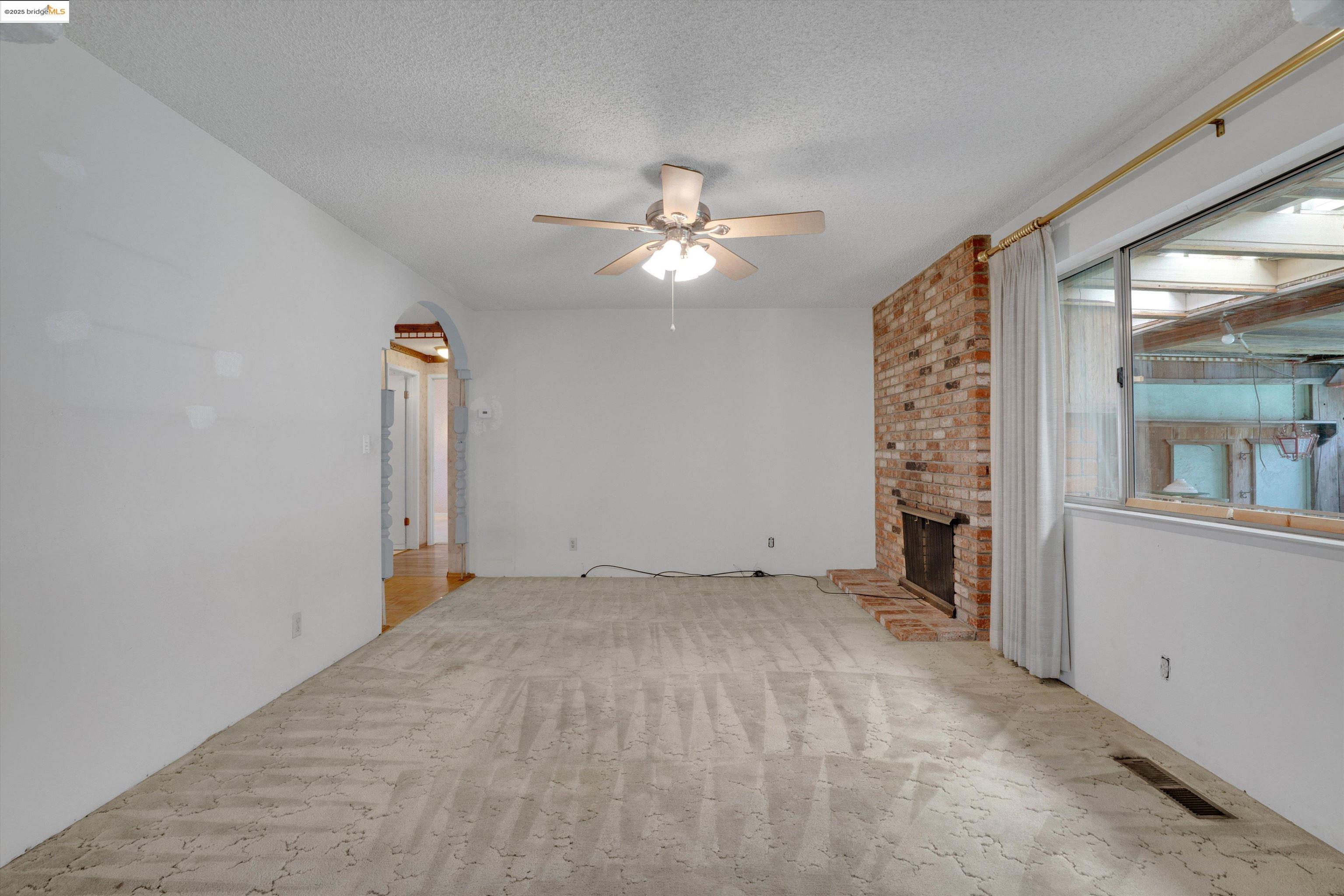 91 E Lake Dr, Antioch, California 94509, 3 Bedrooms Bedrooms, 7 Rooms Rooms,2 BathroomsBathrooms,Residential,For Sale,91 E Lake Dr,41106199