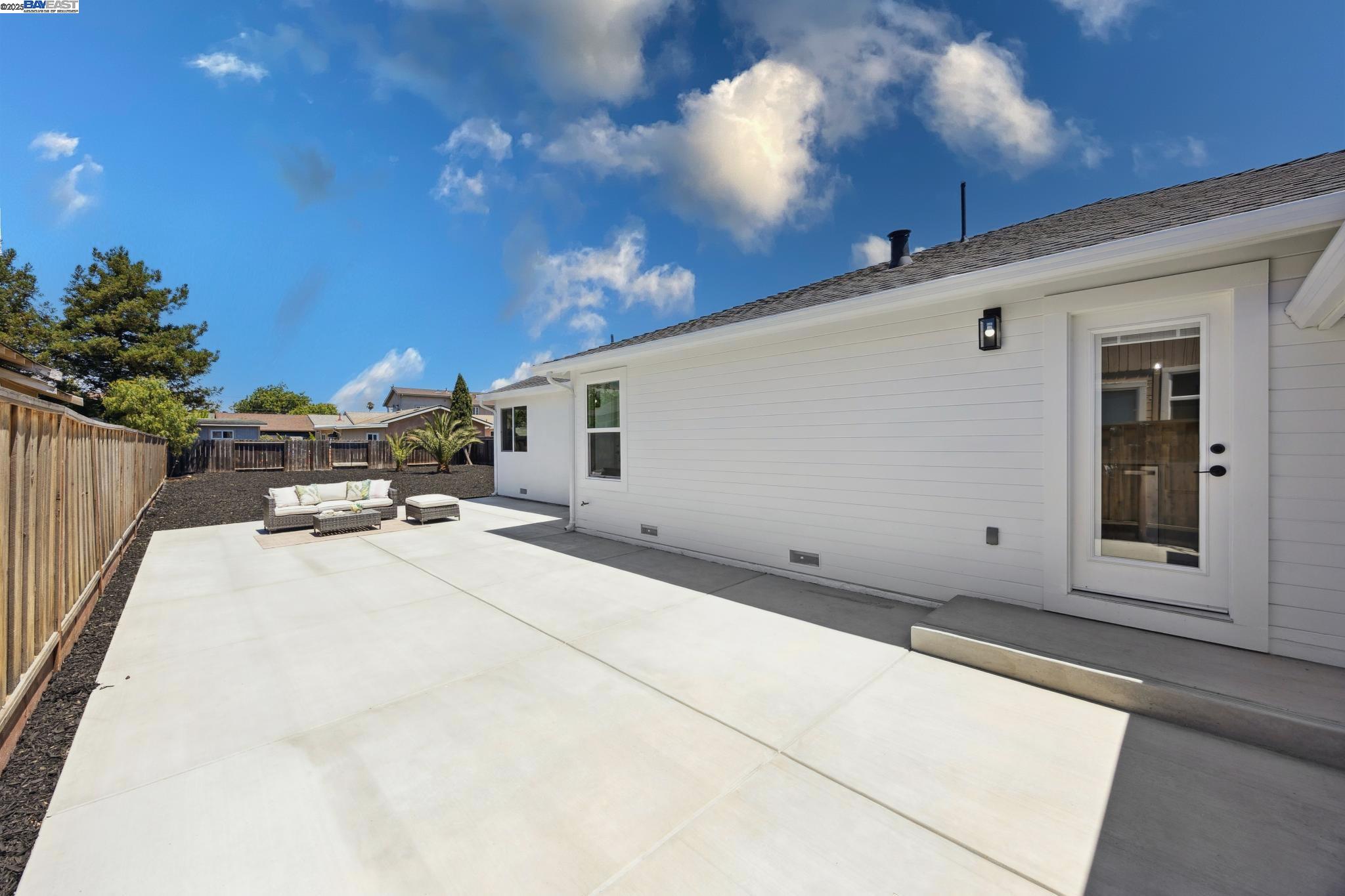 36664 Magnolia St, Newark, California 94560, 4 Bedrooms Bedrooms, 8 Rooms Rooms,2 BathroomsBathrooms,Residential,For Sale,36664 Magnolia St,41106200