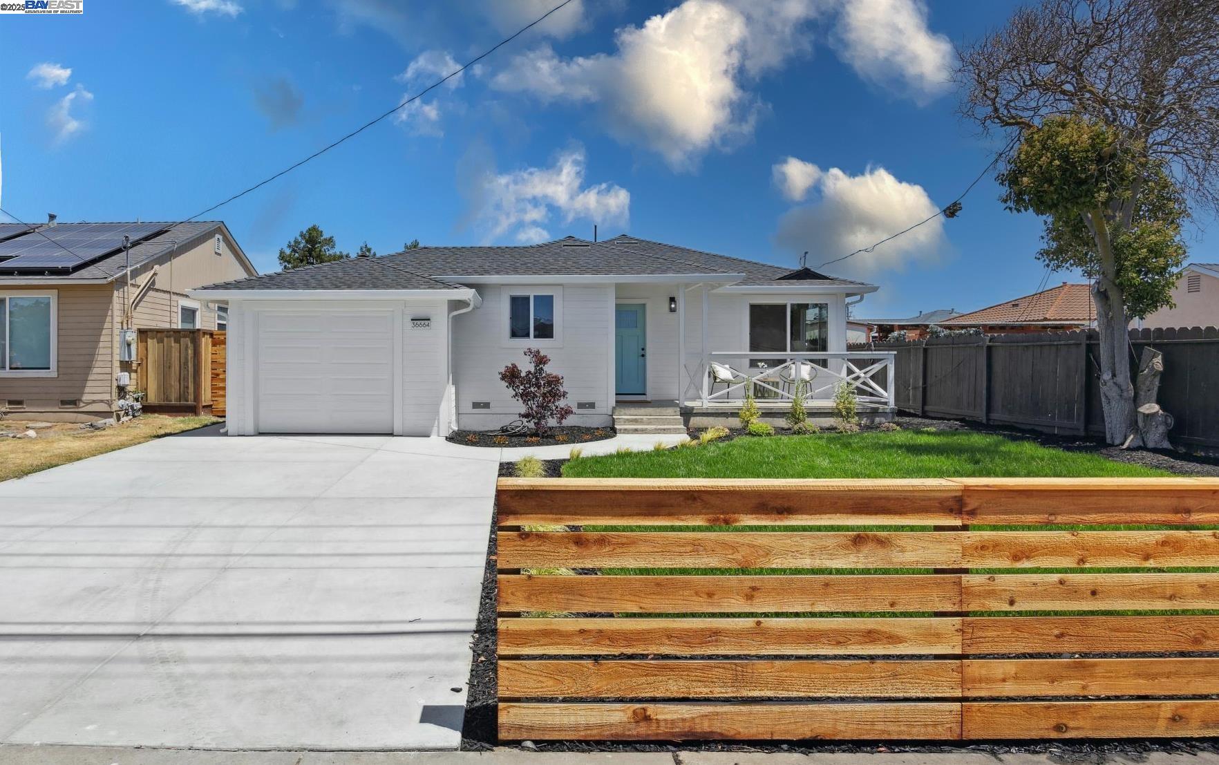 36664 Magnolia St, Newark, California 94560, 4 Bedrooms Bedrooms, 8 Rooms Rooms,2 BathroomsBathrooms,Residential,For Sale,36664 Magnolia St,41106200