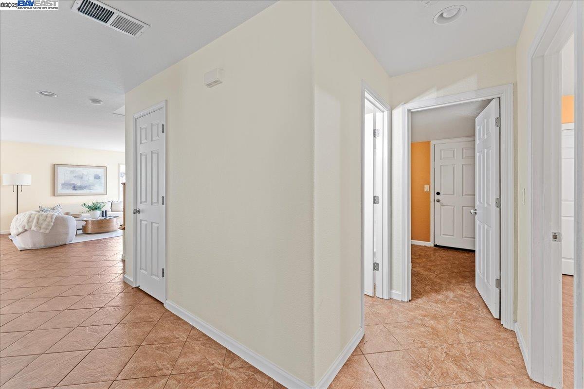 Detail Gallery Image 26 of 60 For 4709 Bartram Run Ct, Stockton,  CA 95212 - 6 Beds | 3 Baths