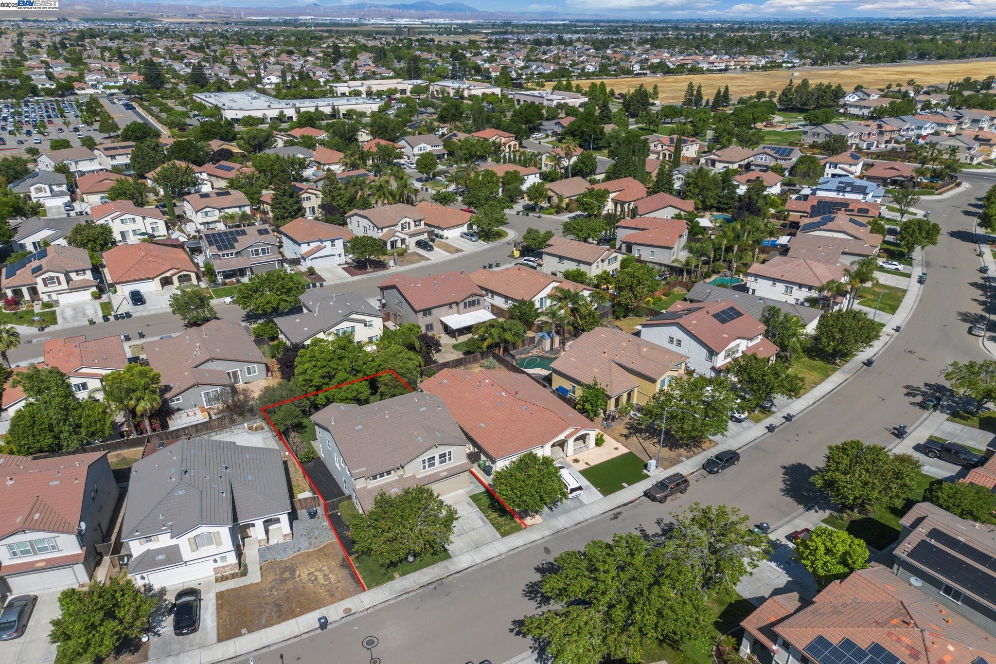 4677 Bonsai Ave, Tracy, California 95377, 4 Bedrooms Bedrooms, 4 Rooms Rooms,2 BathroomsBathrooms,Residential,For Sale,4677 Bonsai Ave,41106206