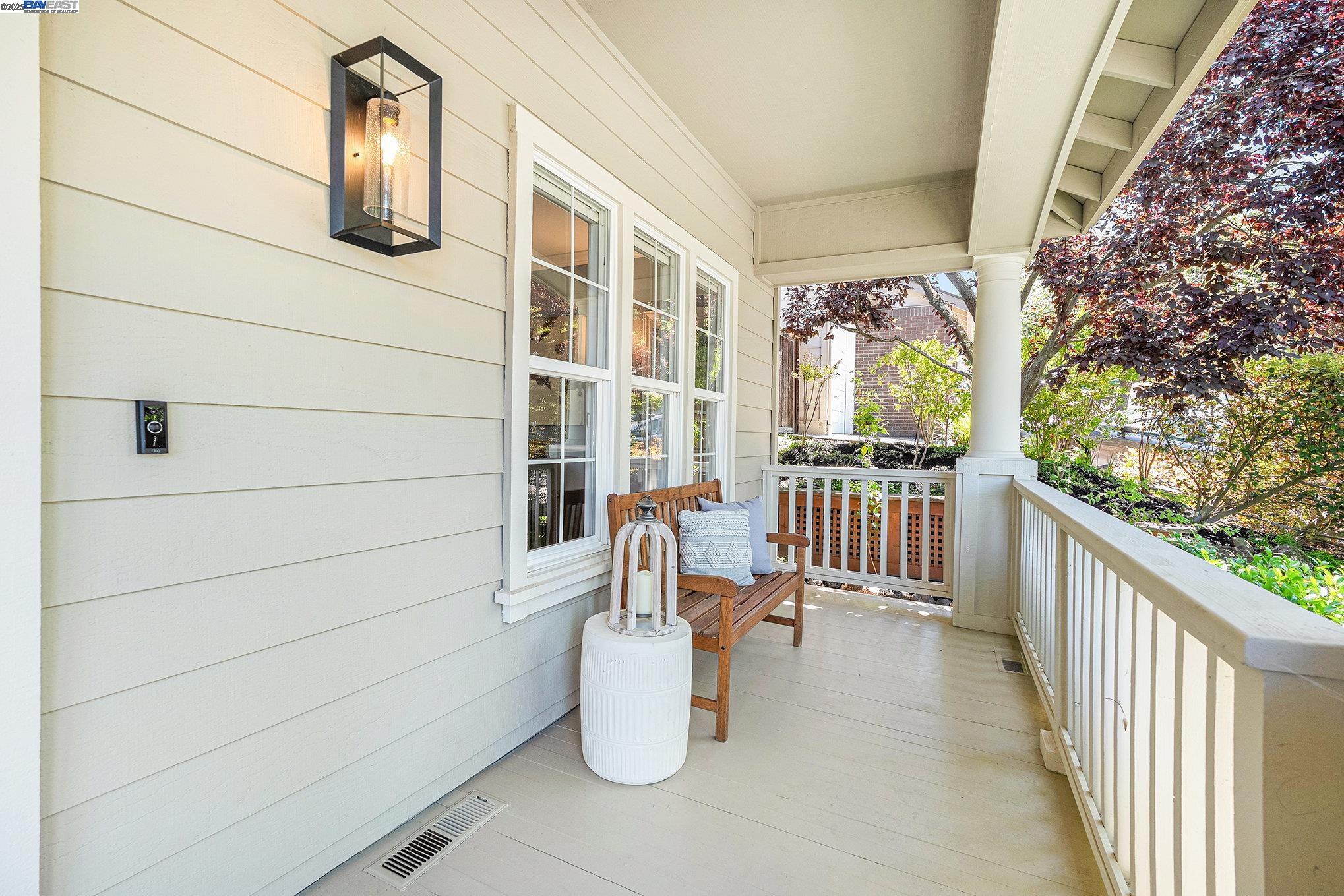 Detail Gallery Image 4 of 52 For 120 Windover Dr, Danville,  CA 94506 - 5 Beds | 4 Baths