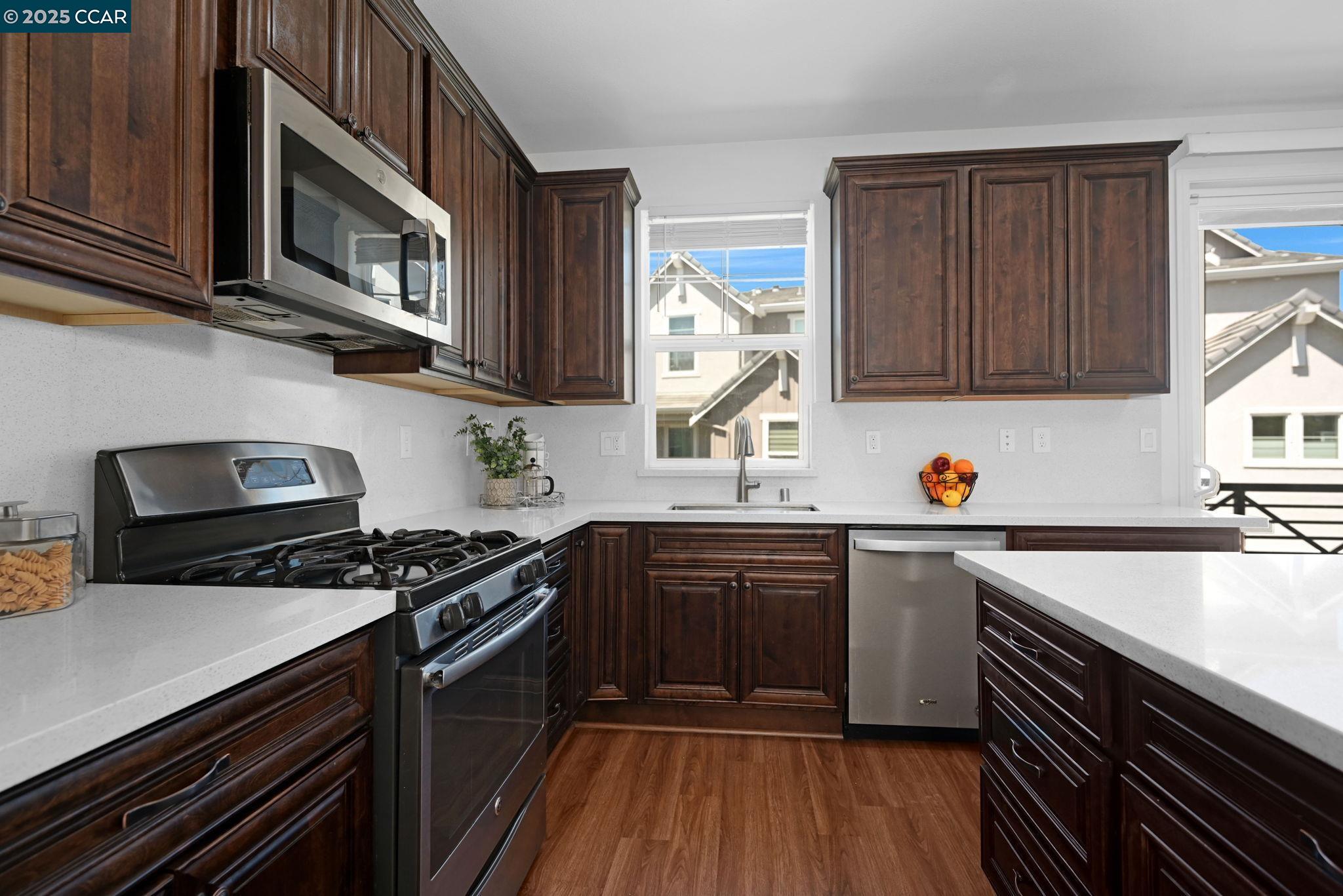 2378 Carbondale Way, Dublin, California 94568, 4 Bedrooms Bedrooms, 7 Rooms Rooms,4 BathroomsBathrooms,Residential,For Sale,2378 Carbondale Way,41106208