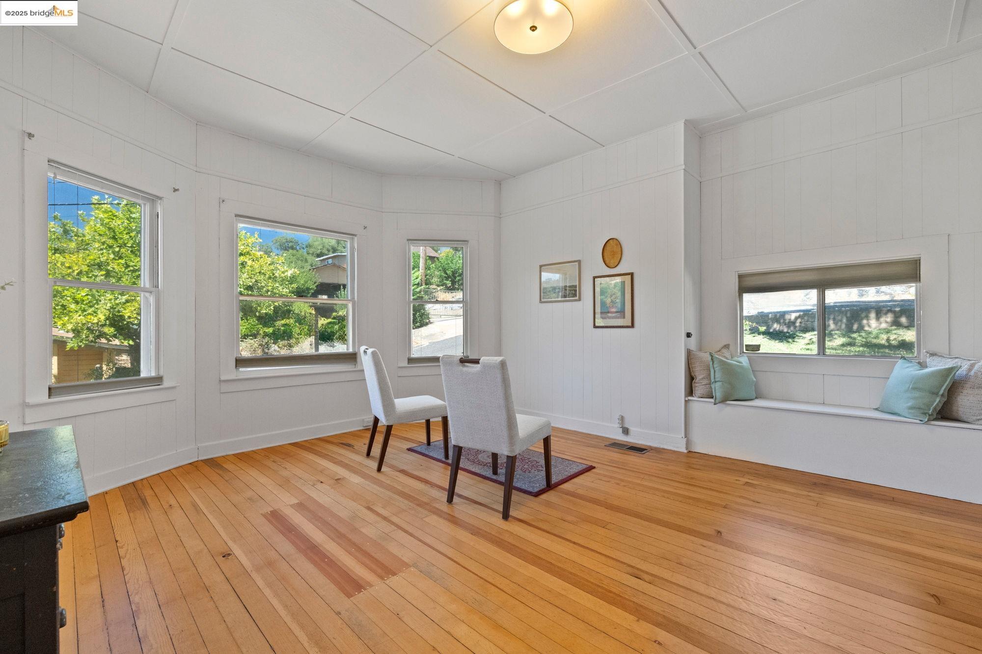 55 Tuolumne St, Sonora, California 95370, 2 Bedrooms Bedrooms, 5 Rooms Rooms,2 BathroomsBathrooms,Residential,For Sale,55 Tuolumne St,41106209