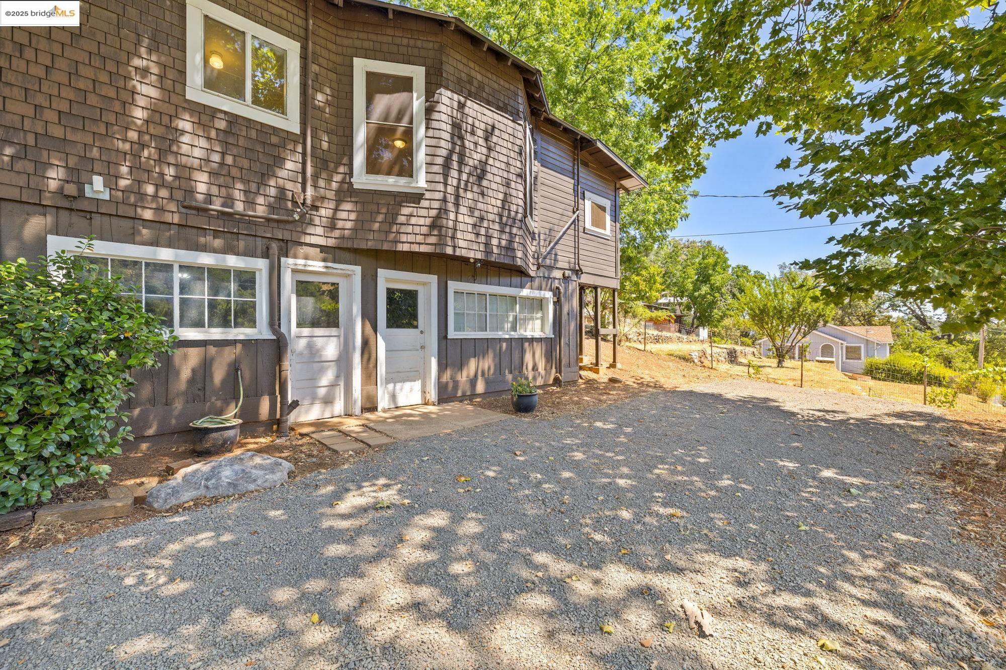 55 Tuolumne St, Sonora, California 95370, 2 Bedrooms Bedrooms, 5 Rooms Rooms,2 BathroomsBathrooms,Residential,For Sale,55 Tuolumne St,41106209