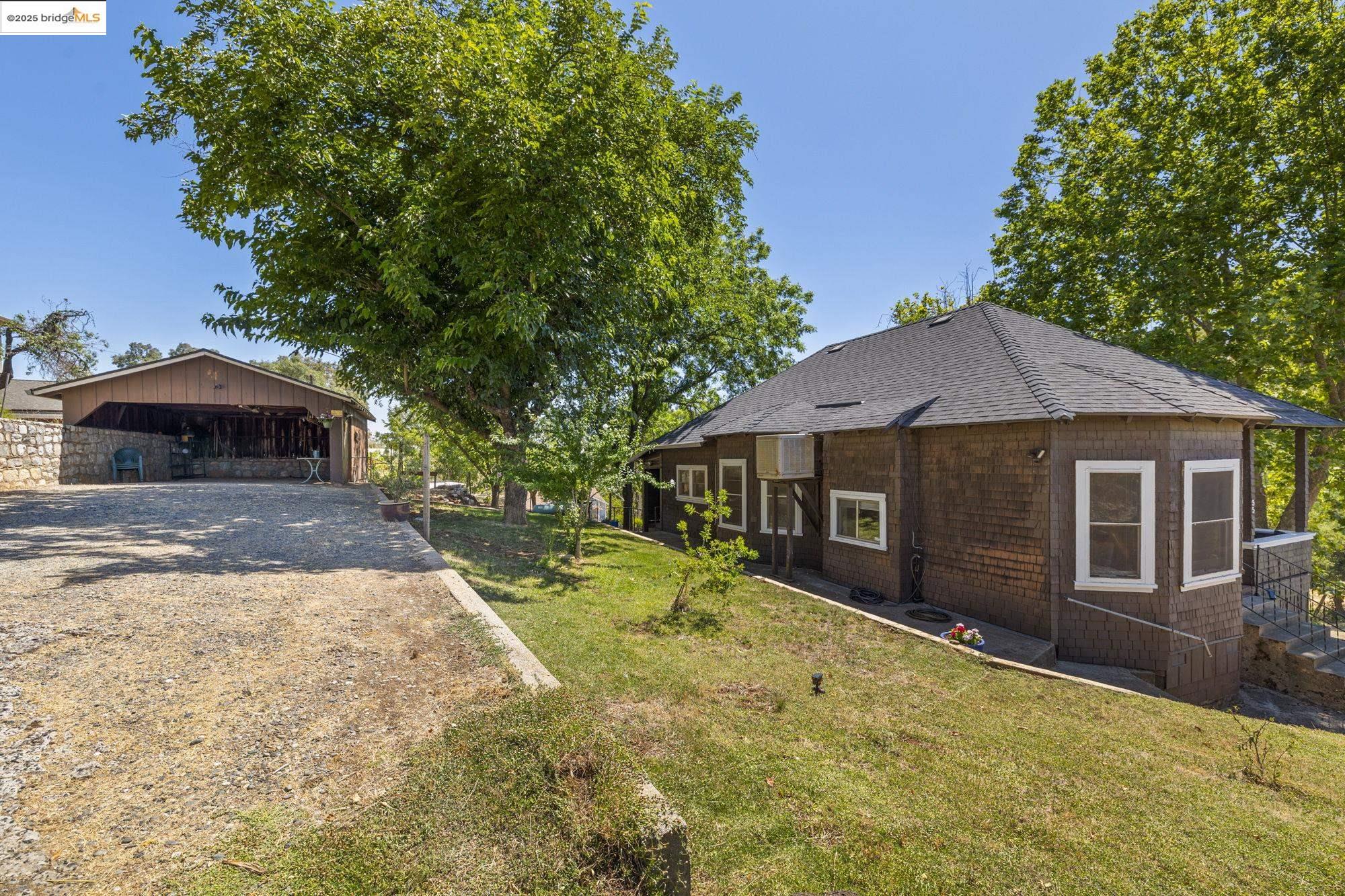 55 Tuolumne St, Sonora, California 95370, 2 Bedrooms Bedrooms, 5 Rooms Rooms,2 BathroomsBathrooms,Residential,For Sale,55 Tuolumne St,41106209