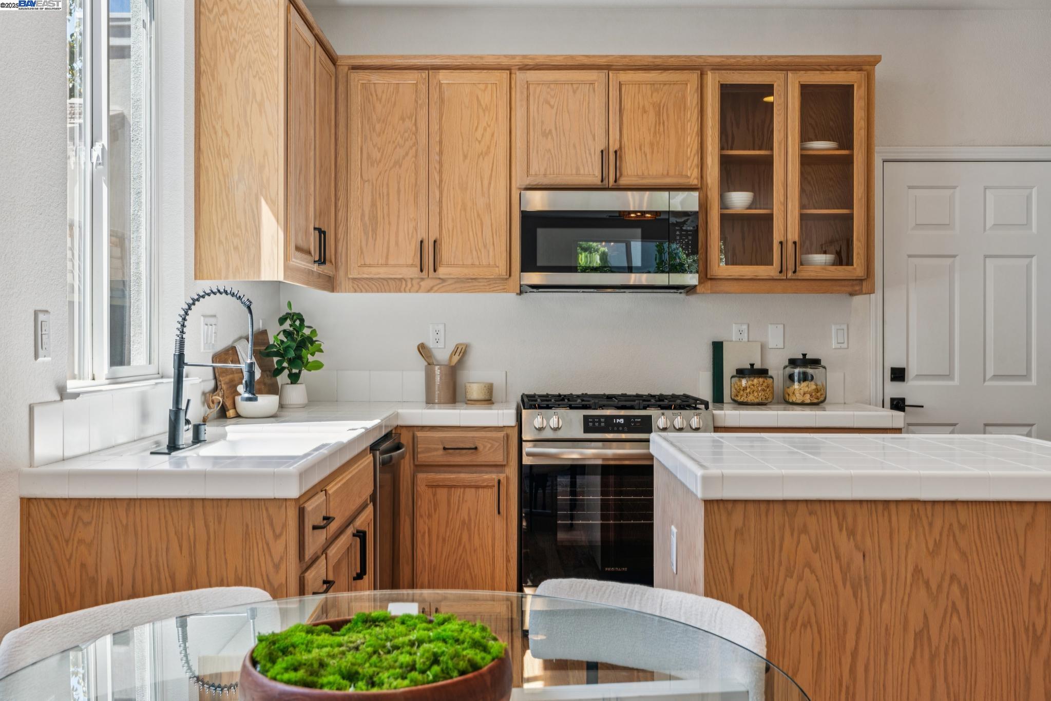 5929 Linwood Cmn, Livermore, California 94550, 3 Bedrooms Bedrooms, 6 Rooms Rooms,2 BathroomsBathrooms,Residential,For Sale,5929 Linwood Cmn,41106210
