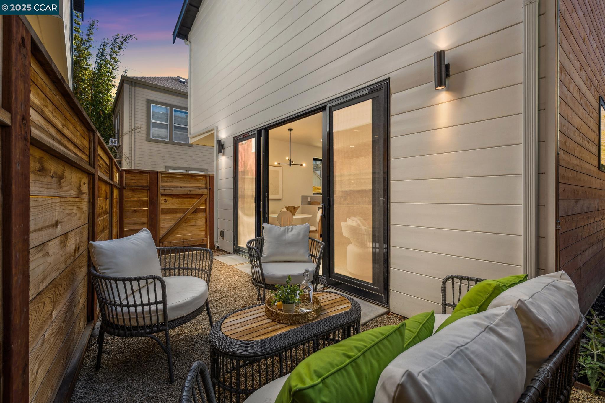 Detail Gallery Image 30 of 30 For 1270 64th St, Emeryville,  CA 94608 - 3 Beds | 2/1 Baths