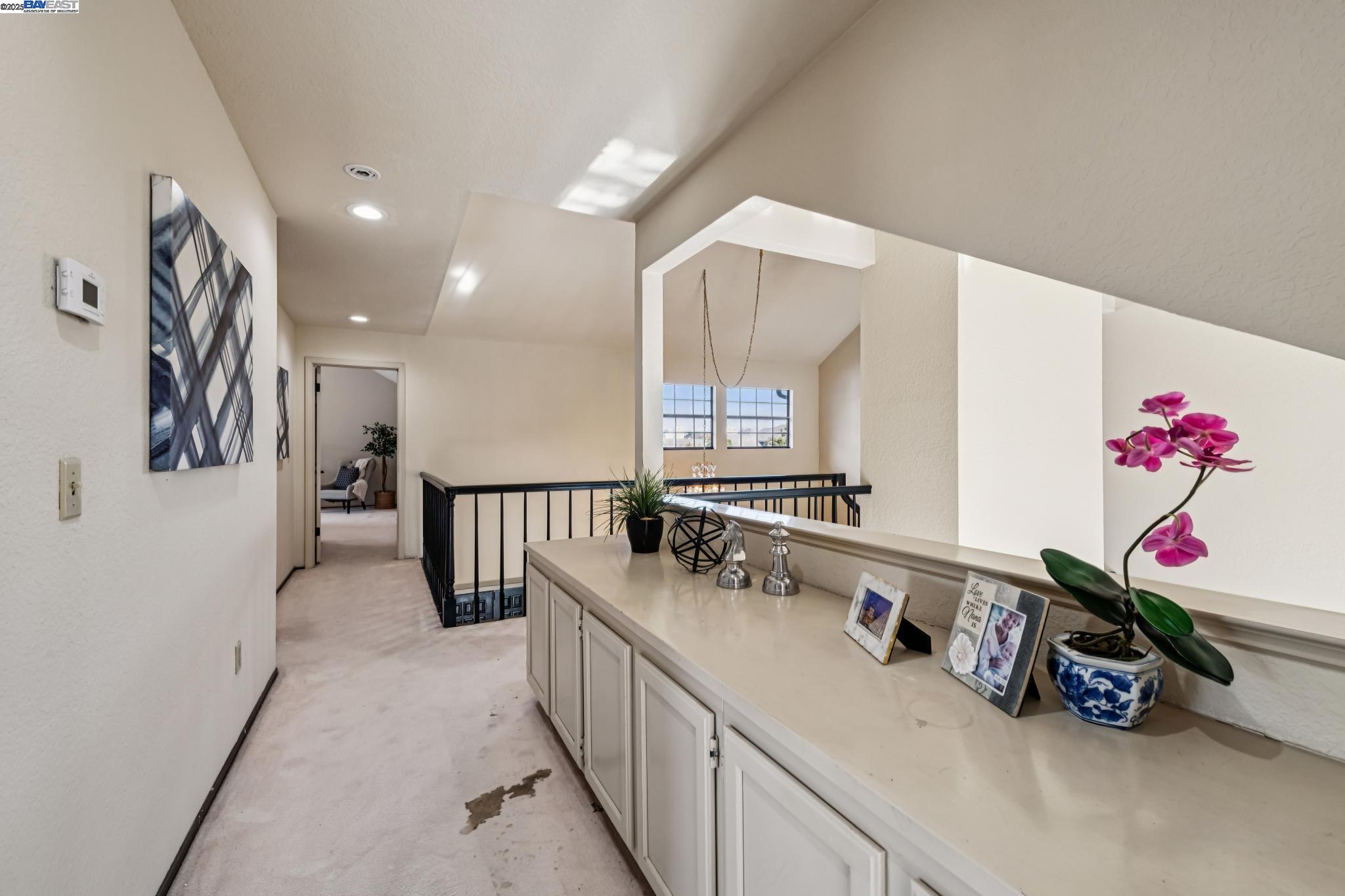 209 Cumberland Ct, Alameda, California 94502, 5 Bedrooms Bedrooms, 9 Rooms Rooms,2 BathroomsBathrooms,Residential,For Sale,209 Cumberland Ct,41106216
