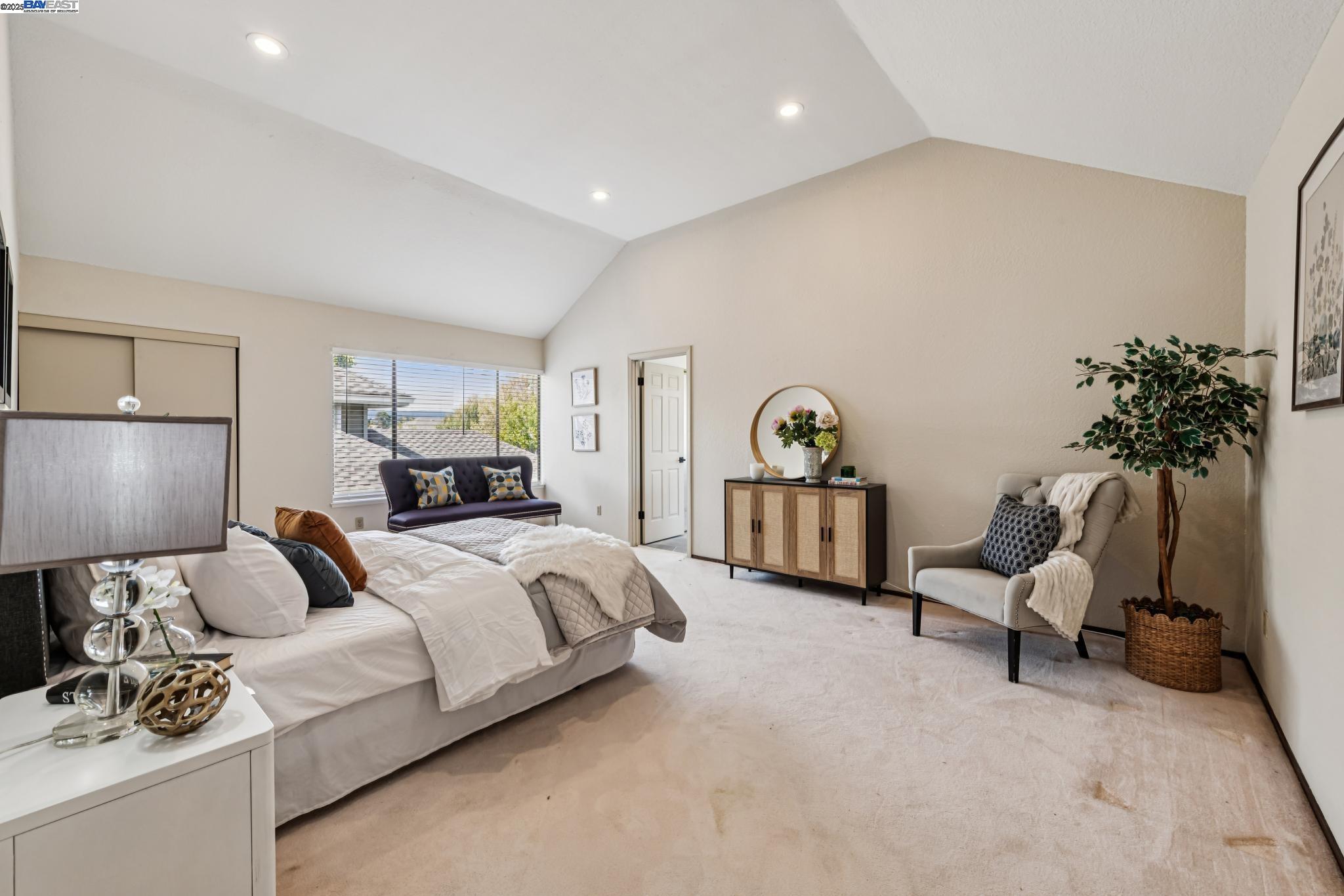 209 Cumberland Ct, Alameda, California 94502, 5 Bedrooms Bedrooms, 9 Rooms Rooms,2 BathroomsBathrooms,Residential,For Sale,209 Cumberland Ct,41106216