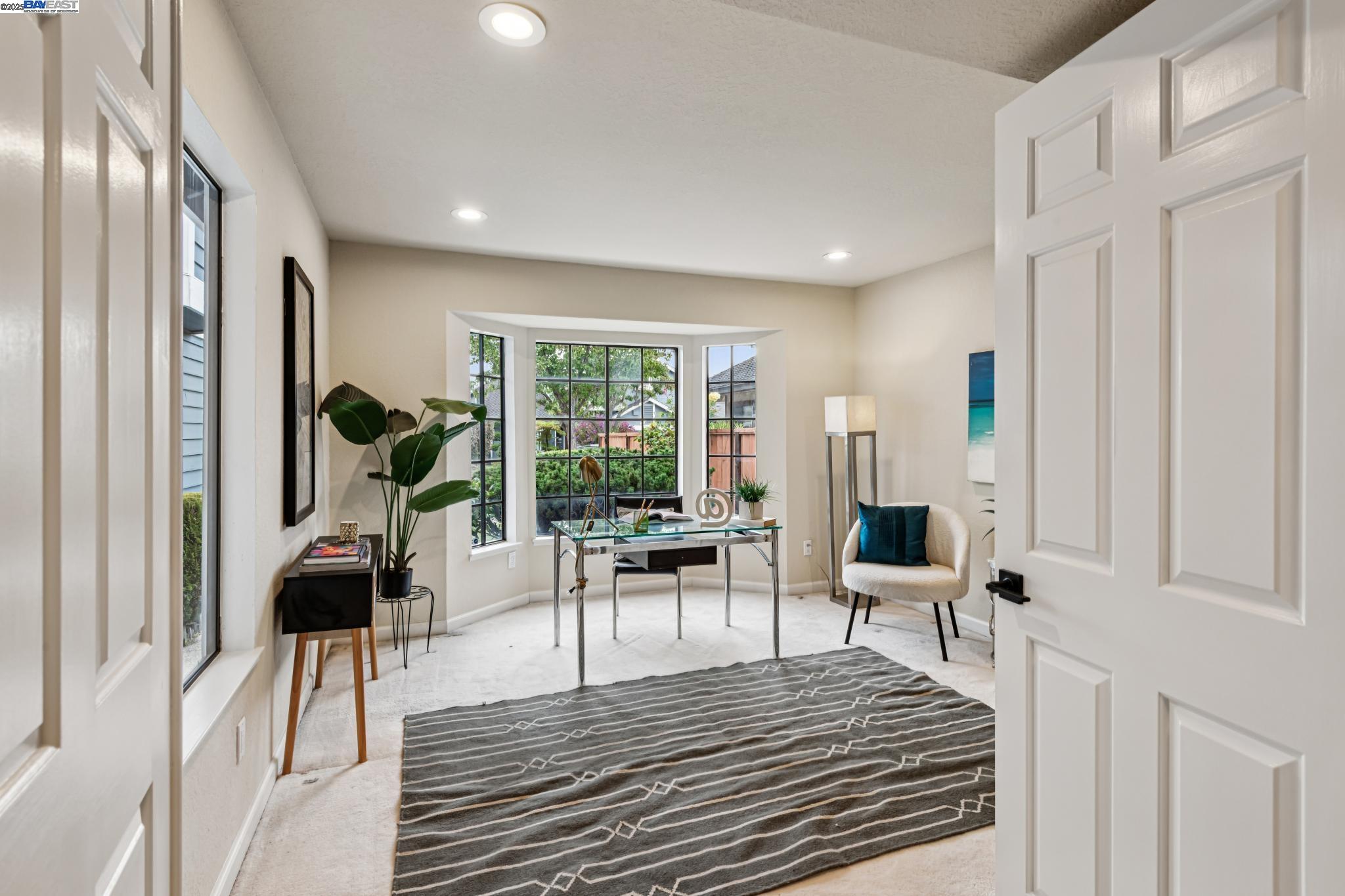 209 Cumberland Ct, Alameda, California 94502, 5 Bedrooms Bedrooms, 9 Rooms Rooms,2 BathroomsBathrooms,Residential,For Sale,209 Cumberland Ct,41106216