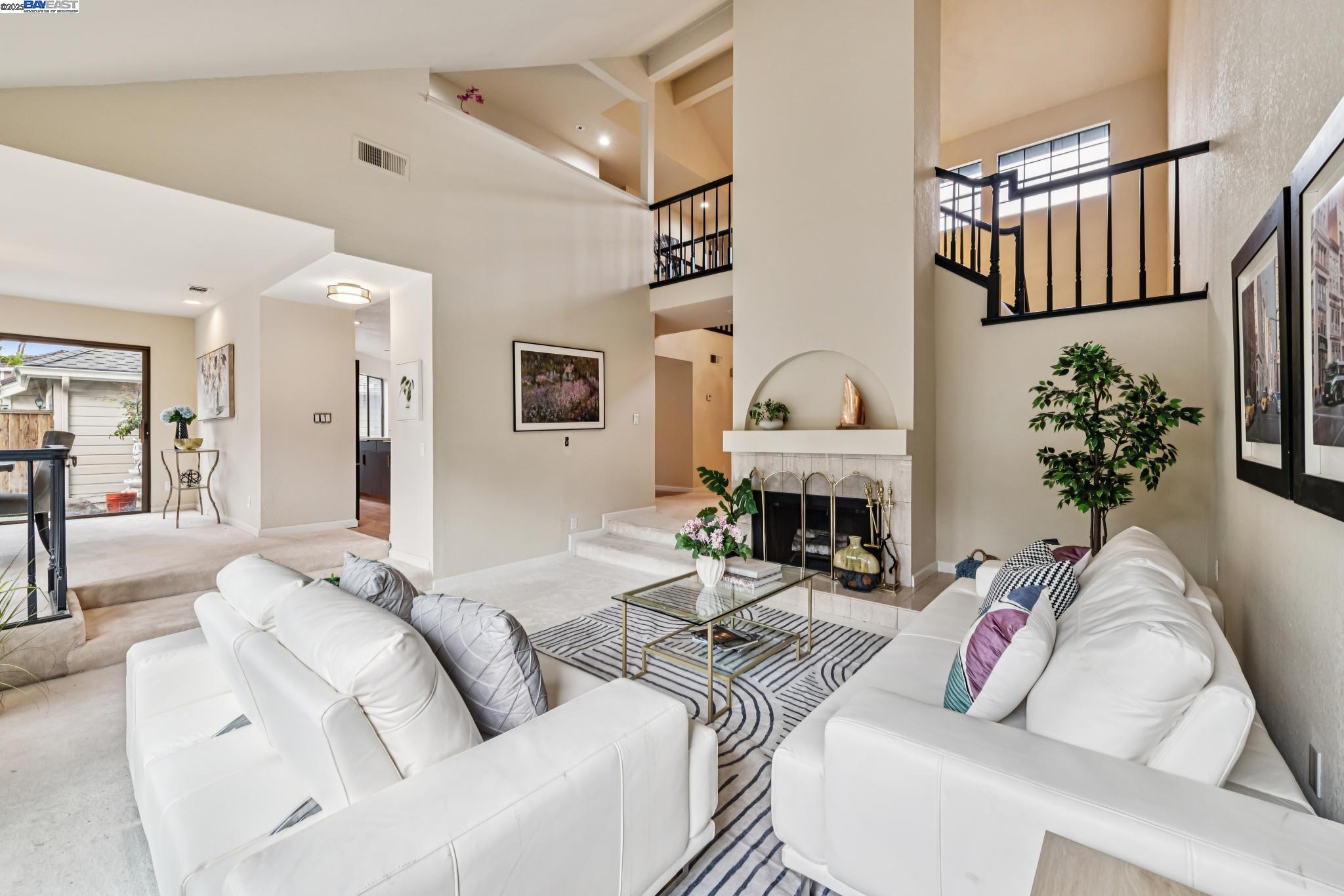 209 Cumberland Ct, Alameda, California 94502, 5 Bedrooms Bedrooms, 9 Rooms Rooms,2 BathroomsBathrooms,Residential,For Sale,209 Cumberland Ct,41106216