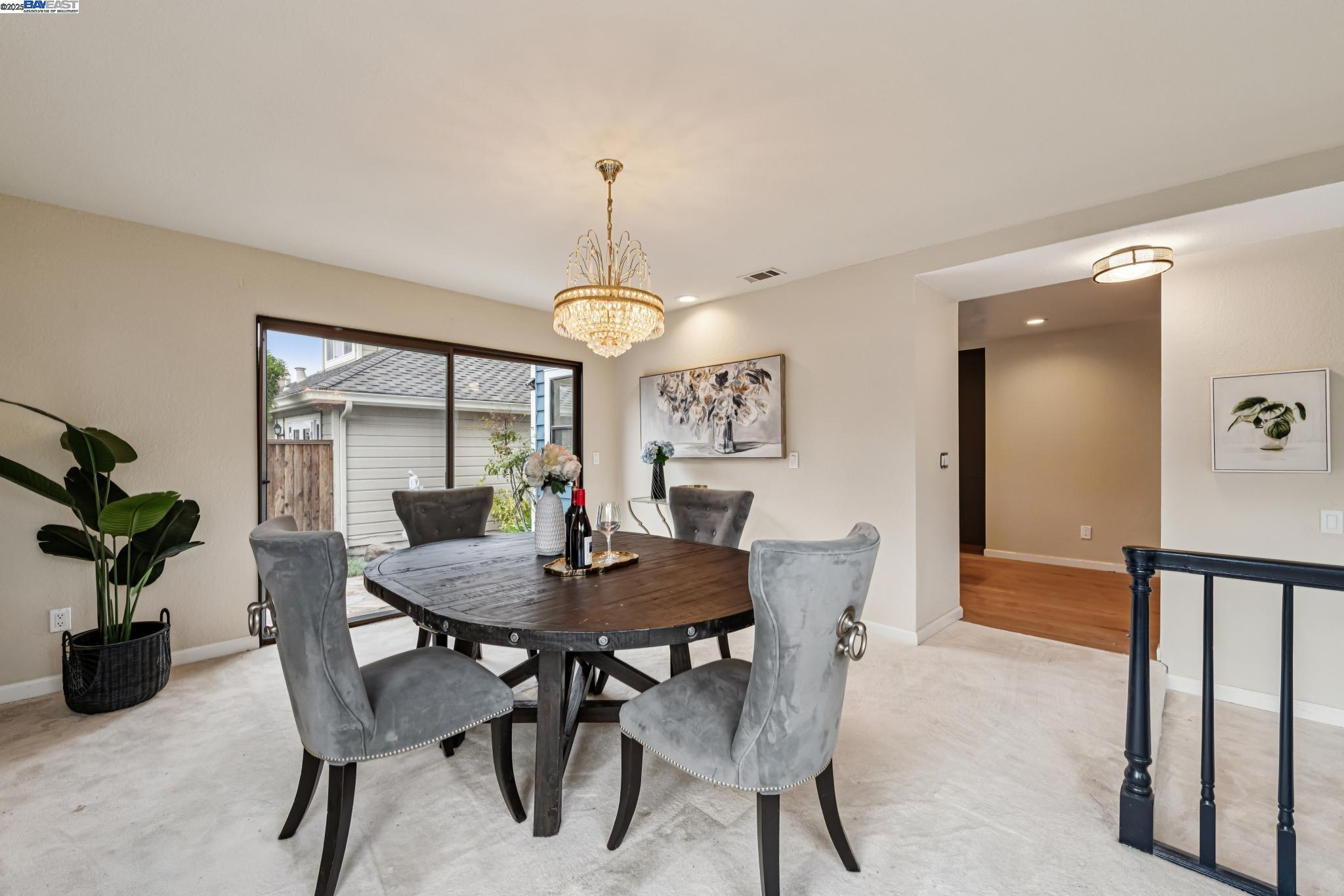 209 Cumberland Ct, Alameda, California 94502, 5 Bedrooms Bedrooms, 9 Rooms Rooms,2 BathroomsBathrooms,Residential,For Sale,209 Cumberland Ct,41106216