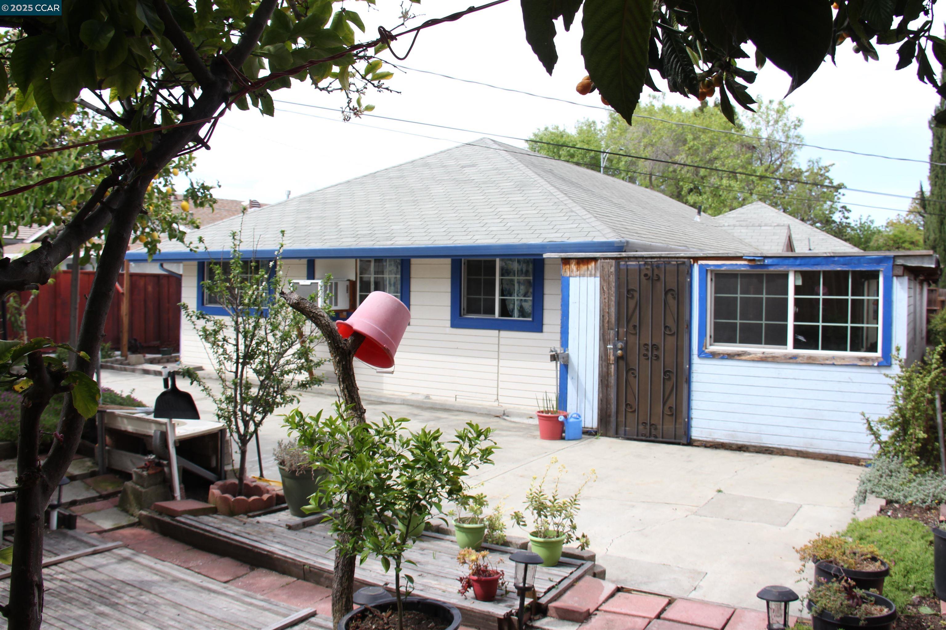 340 Carnegie Dr, Milpitas, California 95035, 4 Bedrooms Bedrooms, 6 Rooms Rooms,2 BathroomsBathrooms,Residential,For Sale,340 Carnegie Dr,41106217