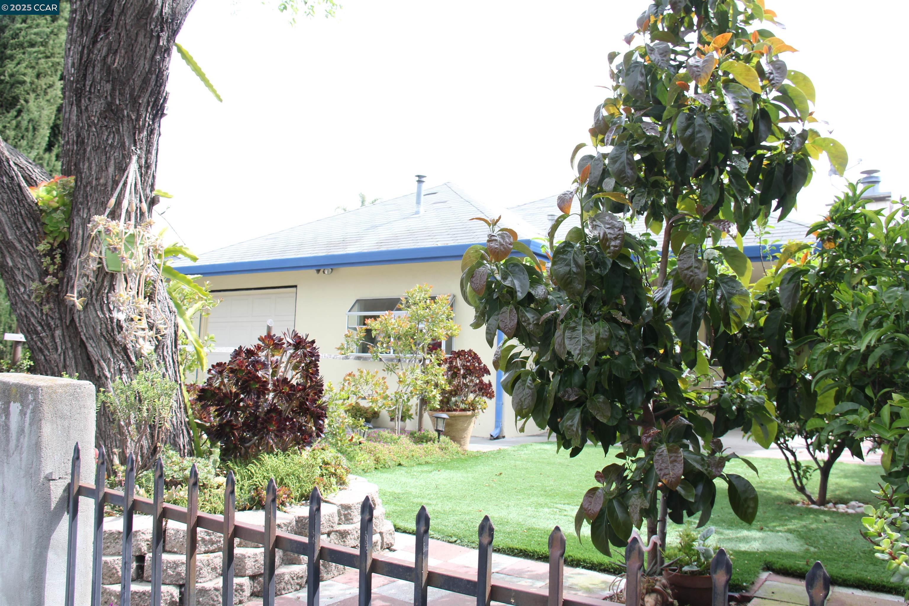 340 Carnegie Dr, Milpitas, California 95035, 4 Bedrooms Bedrooms, 6 Rooms Rooms,2 BathroomsBathrooms,Residential,For Sale,340 Carnegie Dr,41106217