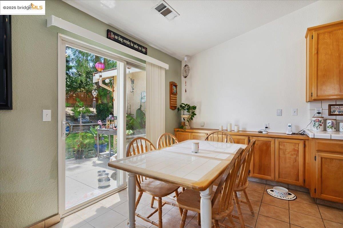 5129 Tehachapi Way, Antioch, California 94531, 4 Bedrooms Bedrooms, 8 Rooms Rooms,2 BathroomsBathrooms,Residential,For Sale,5129 Tehachapi Way,41106219