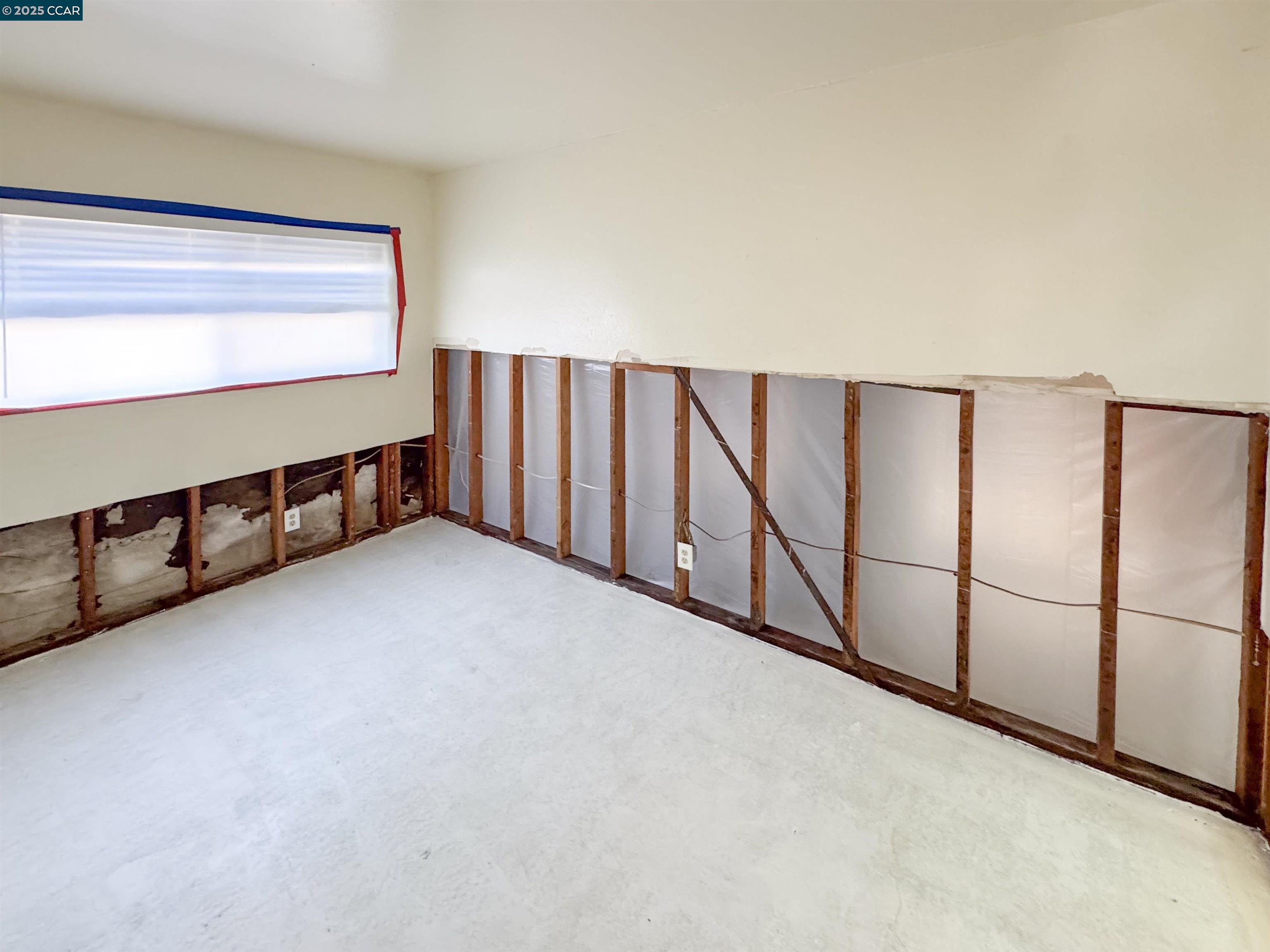1816 15Th St, San Pablo, California 94806, ,Residential Income,For Sale,1816 15Th St,41106220