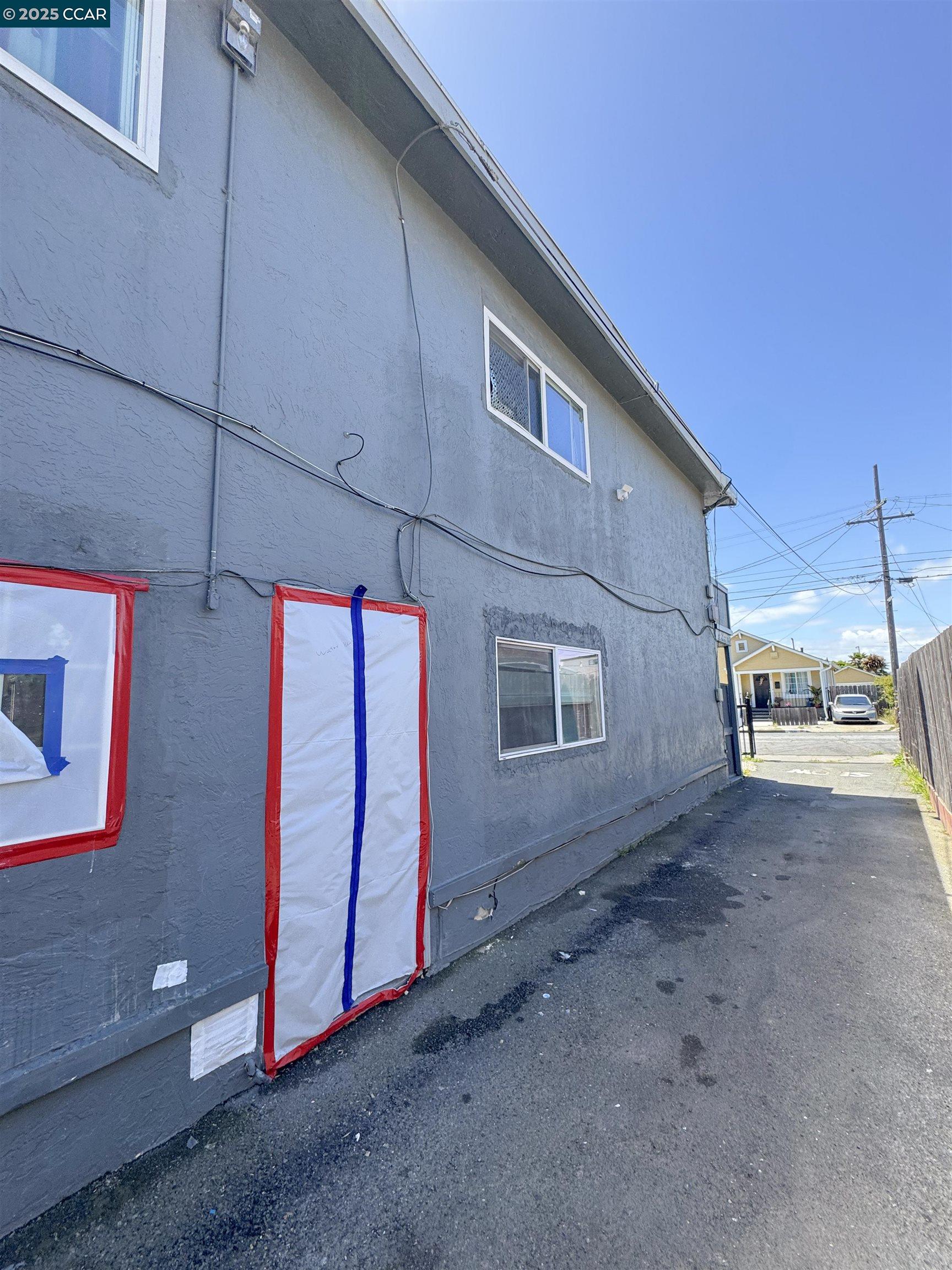 1816 15Th St, San Pablo, California 94806, ,Residential Income,For Sale,1816 15Th St,41106220