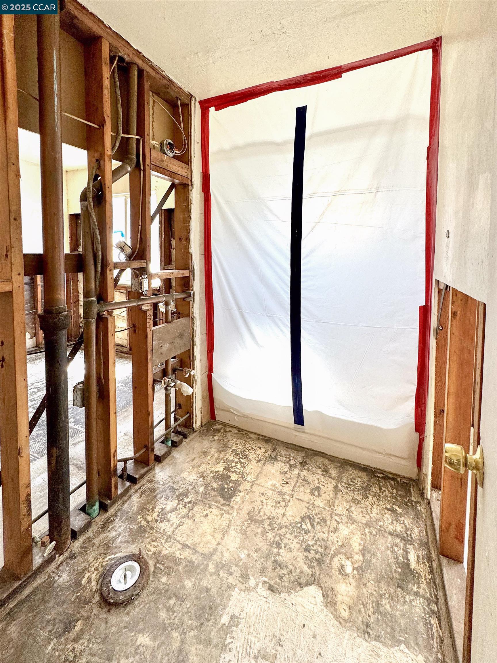1816 15Th St, San Pablo, California 94806, ,Residential Income,For Sale,1816 15Th St,41106220