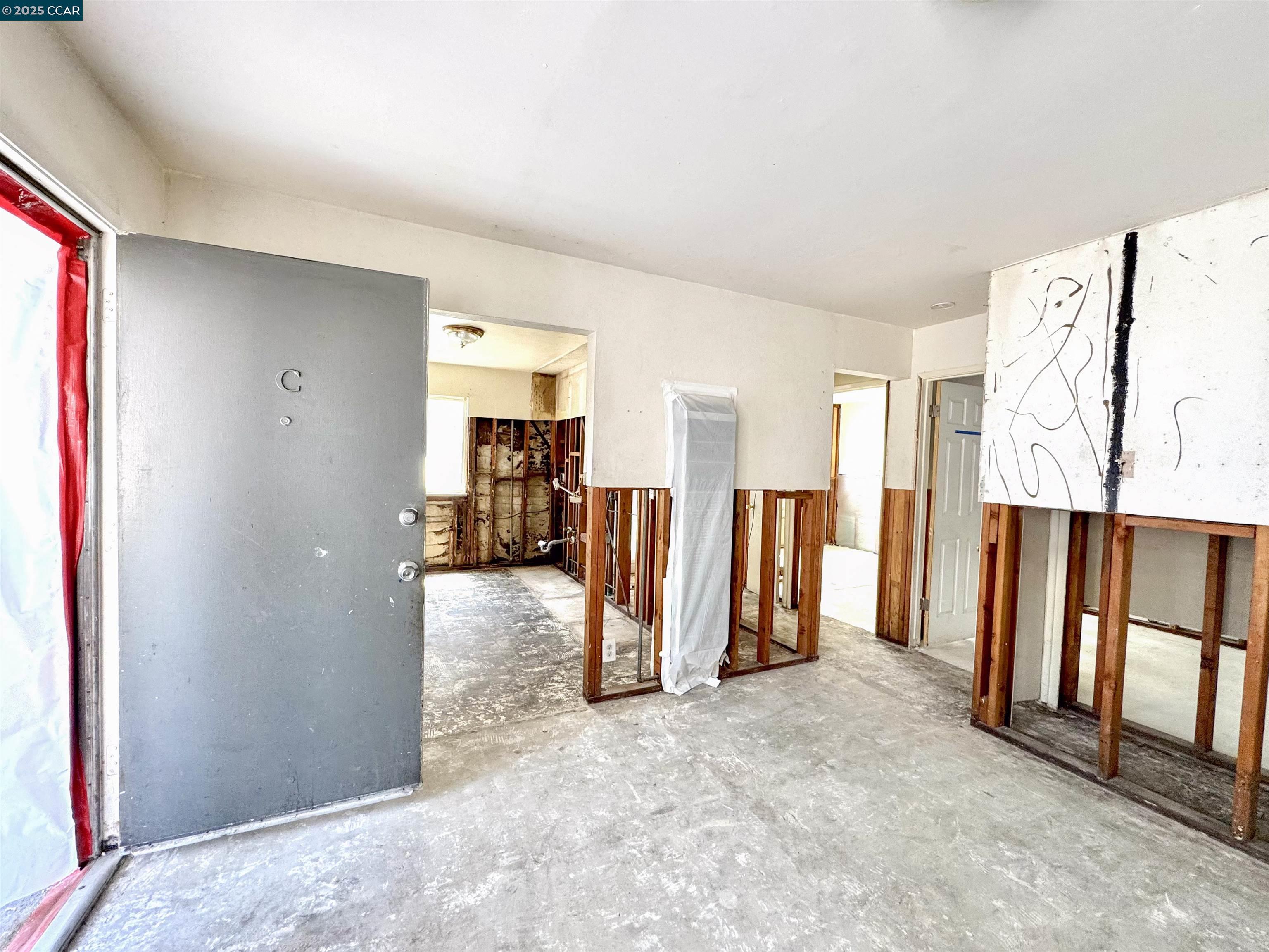 1816 15Th St, San Pablo, California 94806, ,Residential Income,For Sale,1816 15Th St,41106220