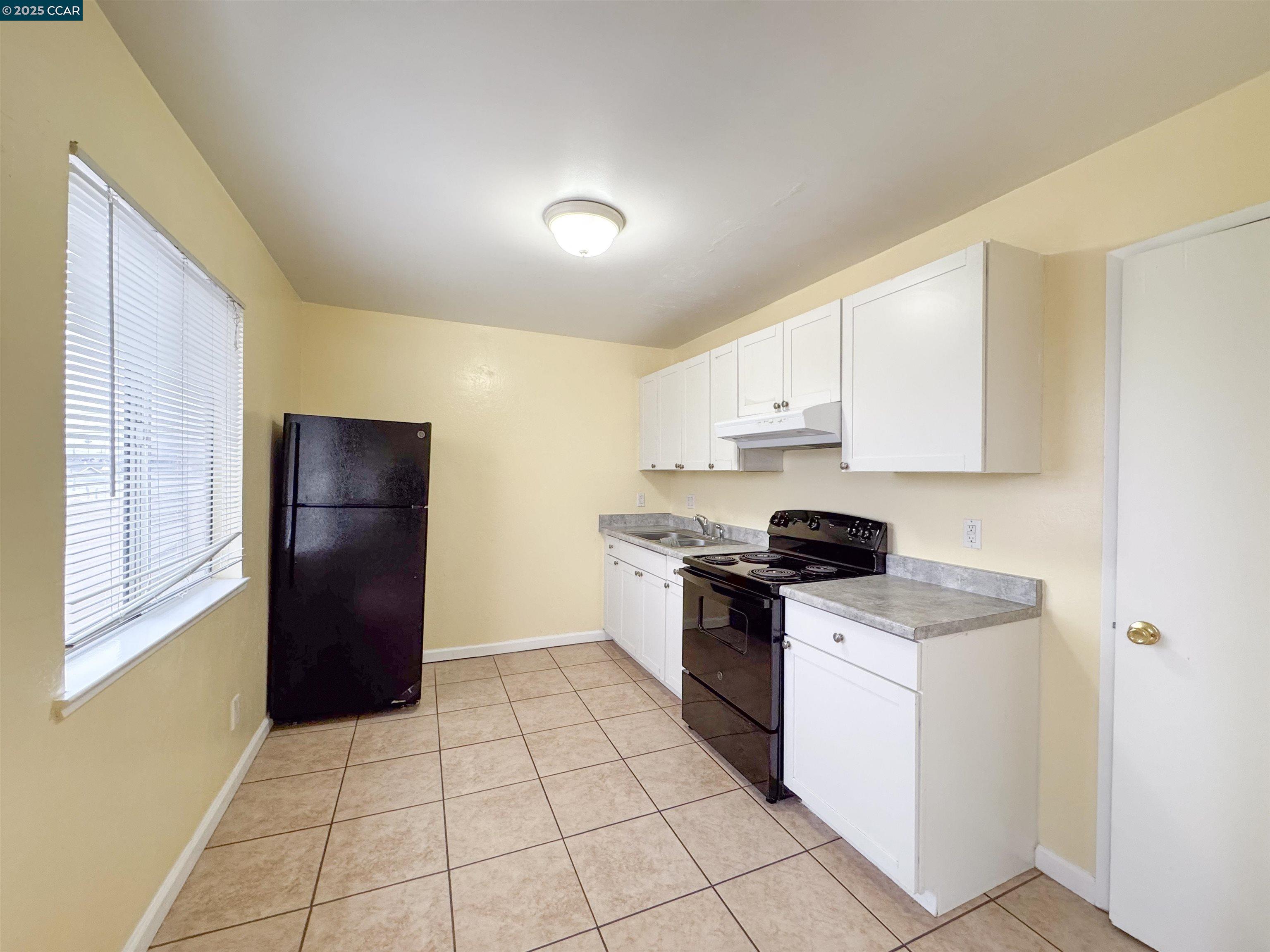 1816 15Th St, San Pablo, California 94806, ,Residential Income,For Sale,1816 15Th St,41106220