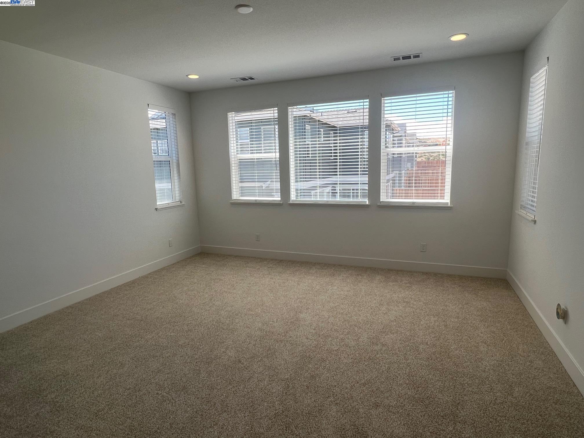 274 Skyview Dr, Marina, California 93933, 4 Bedrooms Bedrooms, 8 Rooms Rooms,3 BathroomsBathrooms,Residential Lease,For Rent,274 Skyview Dr,41106223