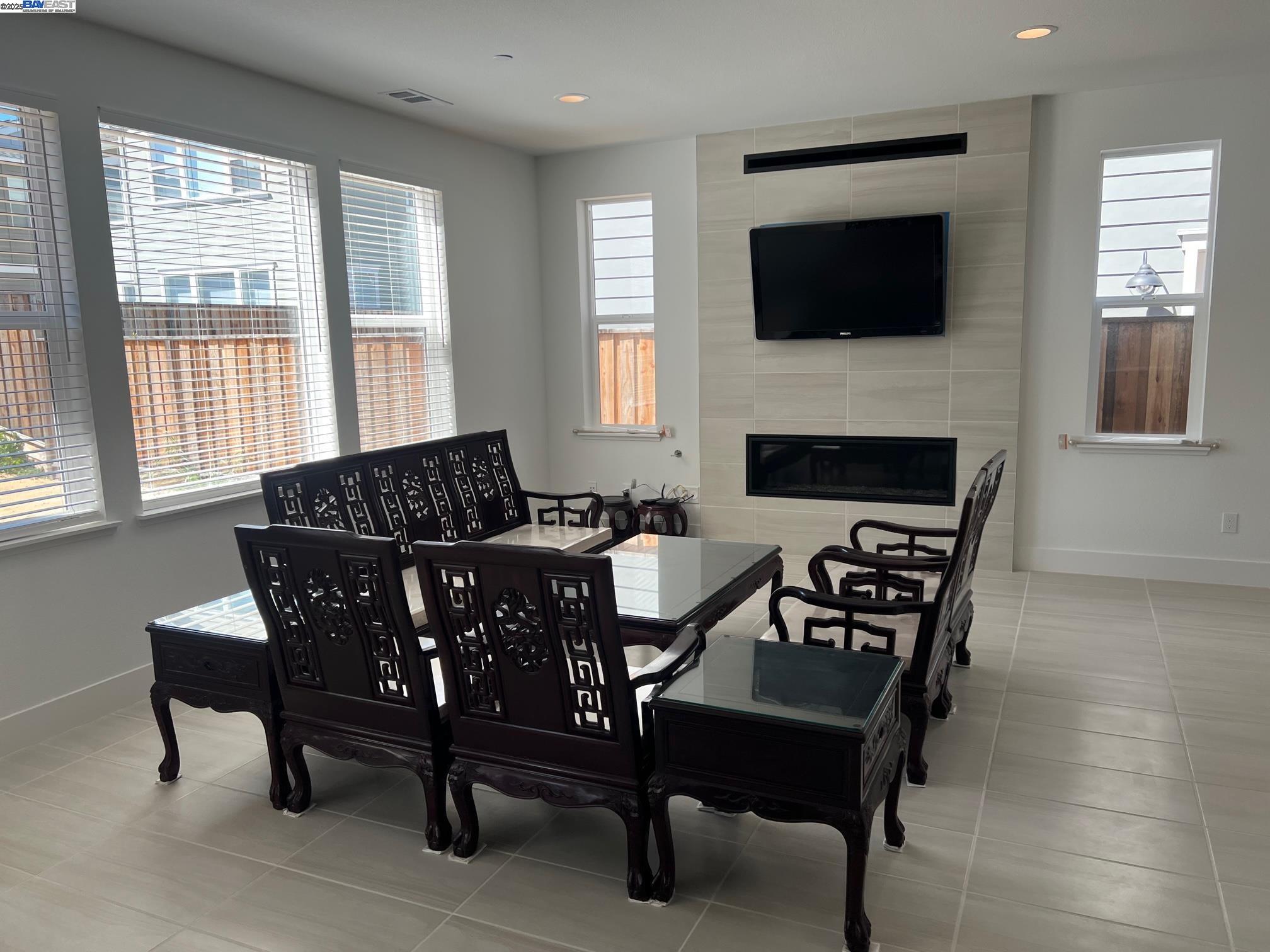 274 Skyview Dr, Marina, California 93933, 4 Bedrooms Bedrooms, 8 Rooms Rooms,3 BathroomsBathrooms,Residential Lease,For Rent,274 Skyview Dr,41106223