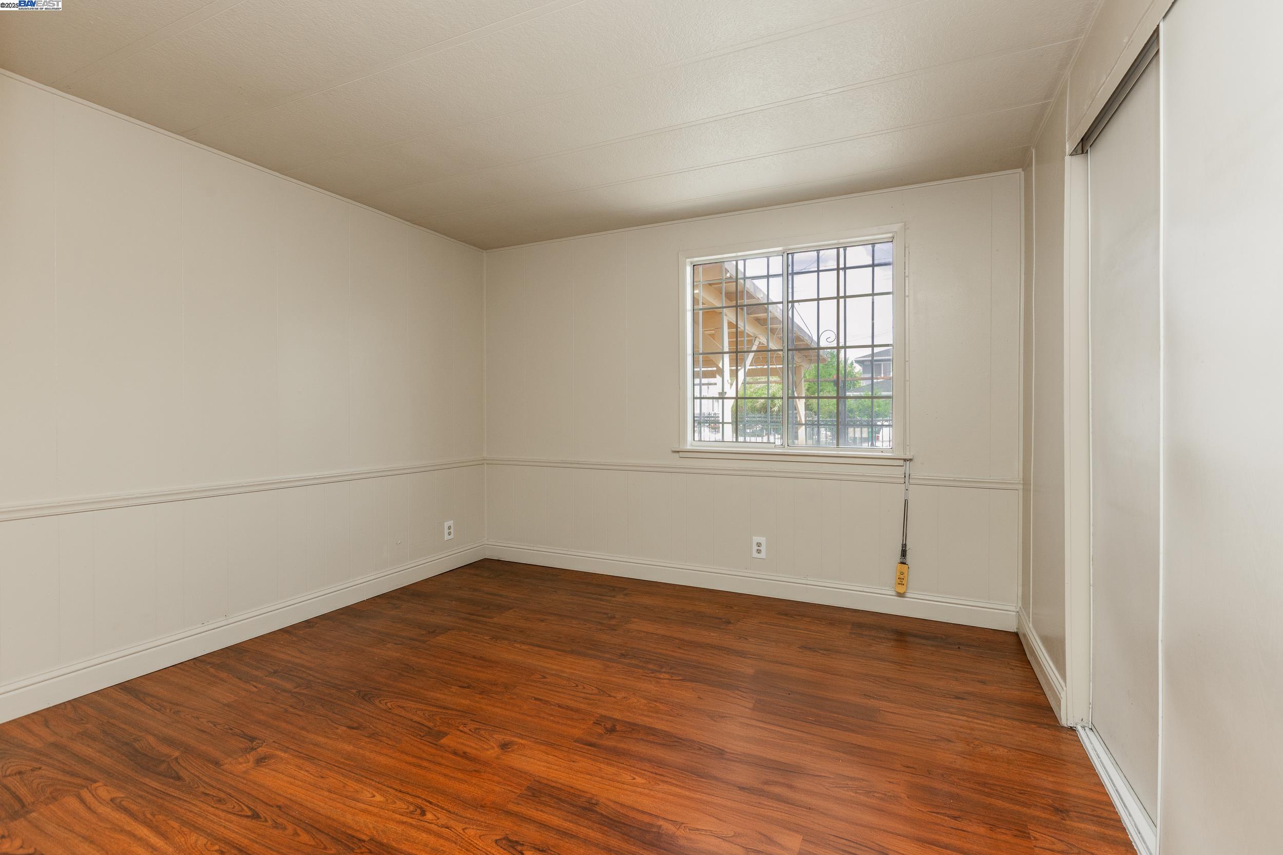 1216 88Th Ave, Oakland, California 94621, 2 Bedrooms Bedrooms, 4 Rooms Rooms,2 BathroomsBathrooms,Residential,For Sale,1216 88Th Ave,41106224