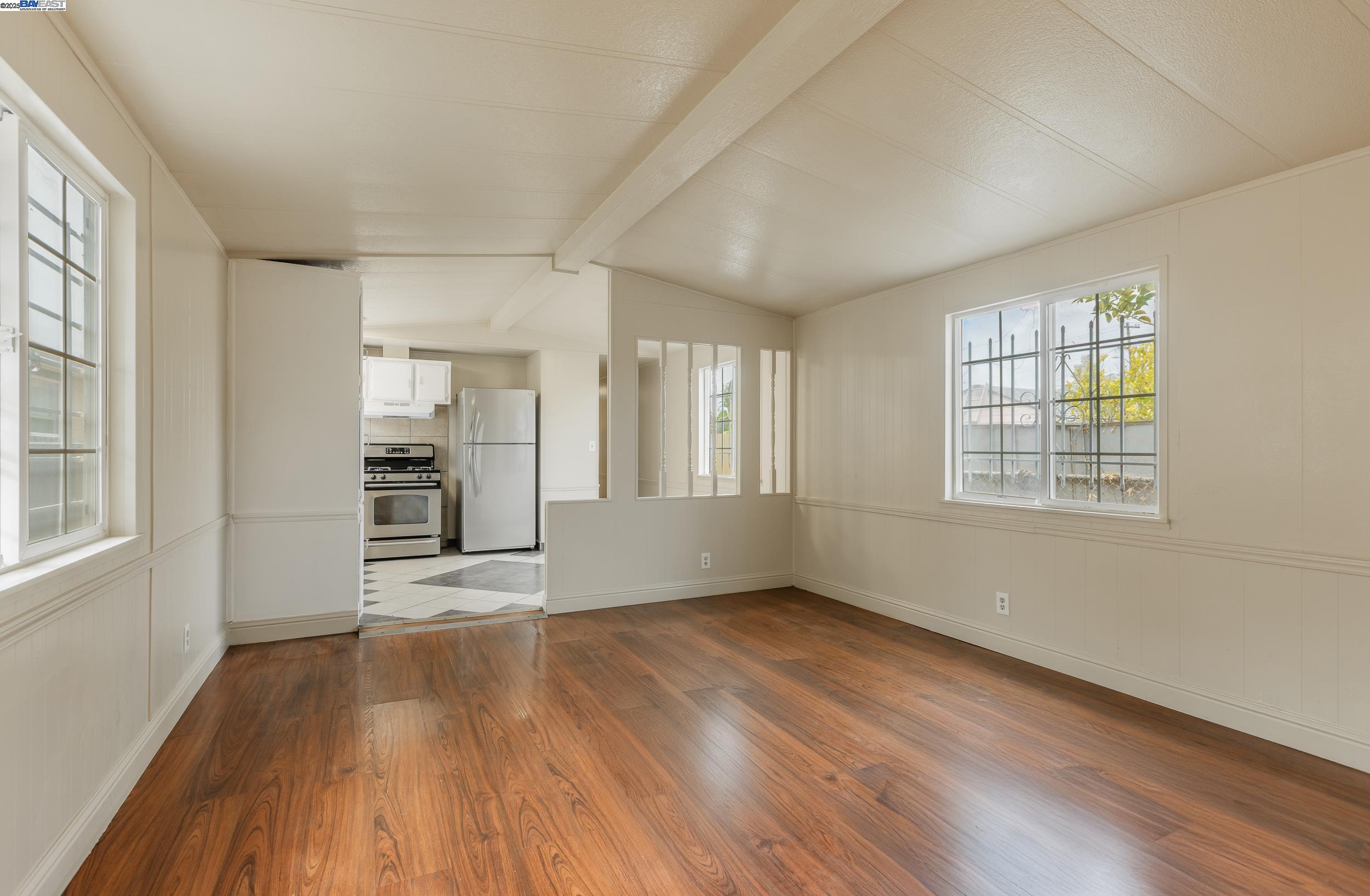 1216 88Th Ave, Oakland, California 94621, 2 Bedrooms Bedrooms, 4 Rooms Rooms,2 BathroomsBathrooms,Residential,For Sale,1216 88Th Ave,41106224