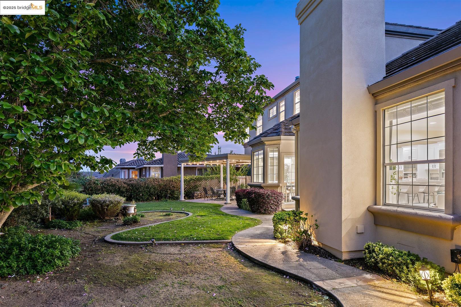 3266 Congressional Cir, Fairfield, California 94534, 4 Bedrooms Bedrooms, 9 Rooms Rooms,3 BathroomsBathrooms,Residential,For Sale,3266 Congressional Cir,41106225