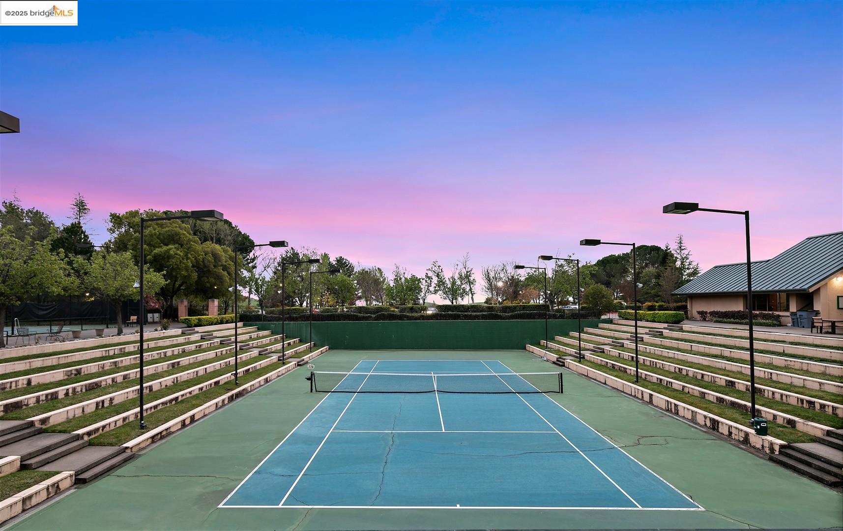 3266 Congressional Cir, Fairfield, California 94534, 4 Bedrooms Bedrooms, 9 Rooms Rooms,3 BathroomsBathrooms,Residential,For Sale,3266 Congressional Cir,41106225
