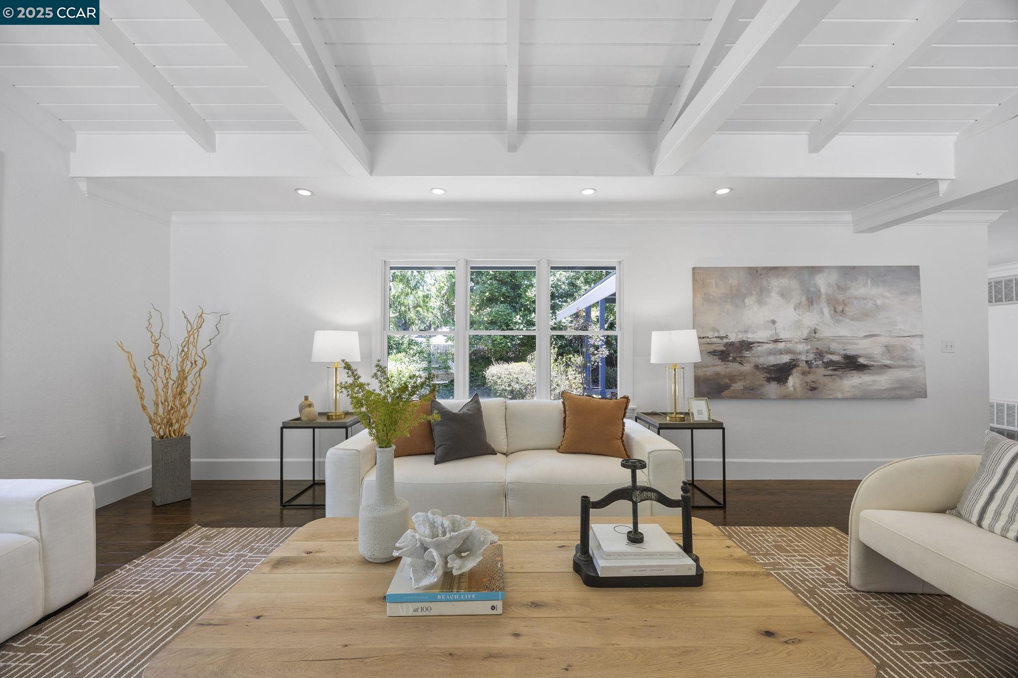 Detail Gallery Image 25 of 53 For 3475 Springhill Rd, Lafayette,  CA 94549 - 4 Beds | 3 Baths